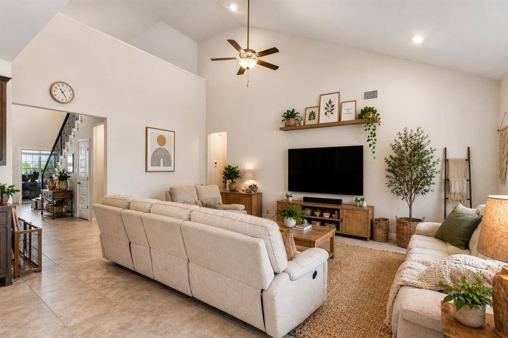 305 Painted Creek WAY, Kyle, TX 78640