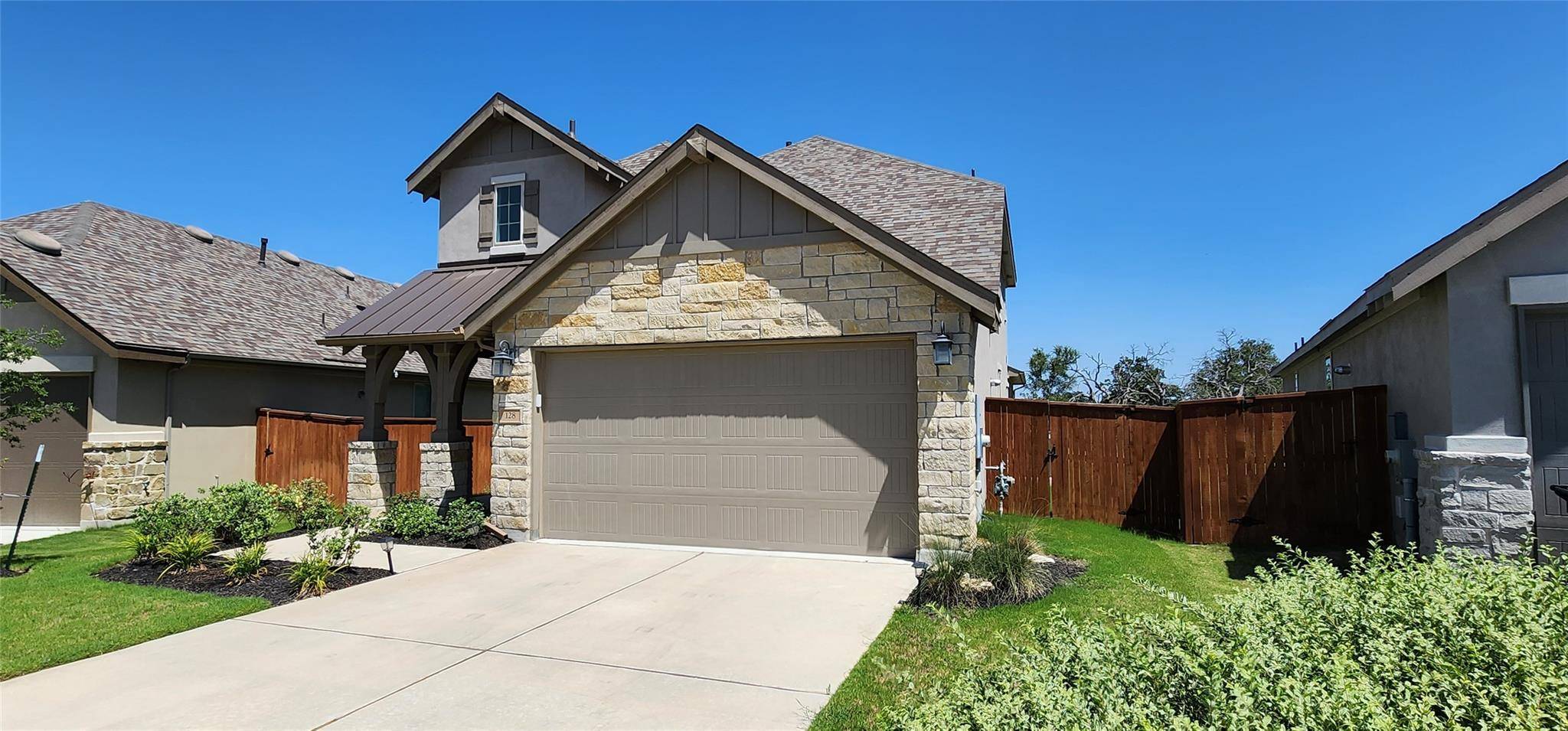 128 Rosebush DR, Liberty Hill, TX 78642