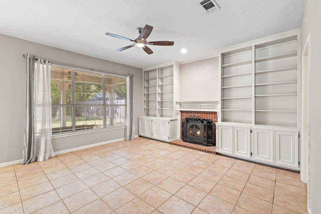 6215 John Chisum LN, Austin, TX 78749