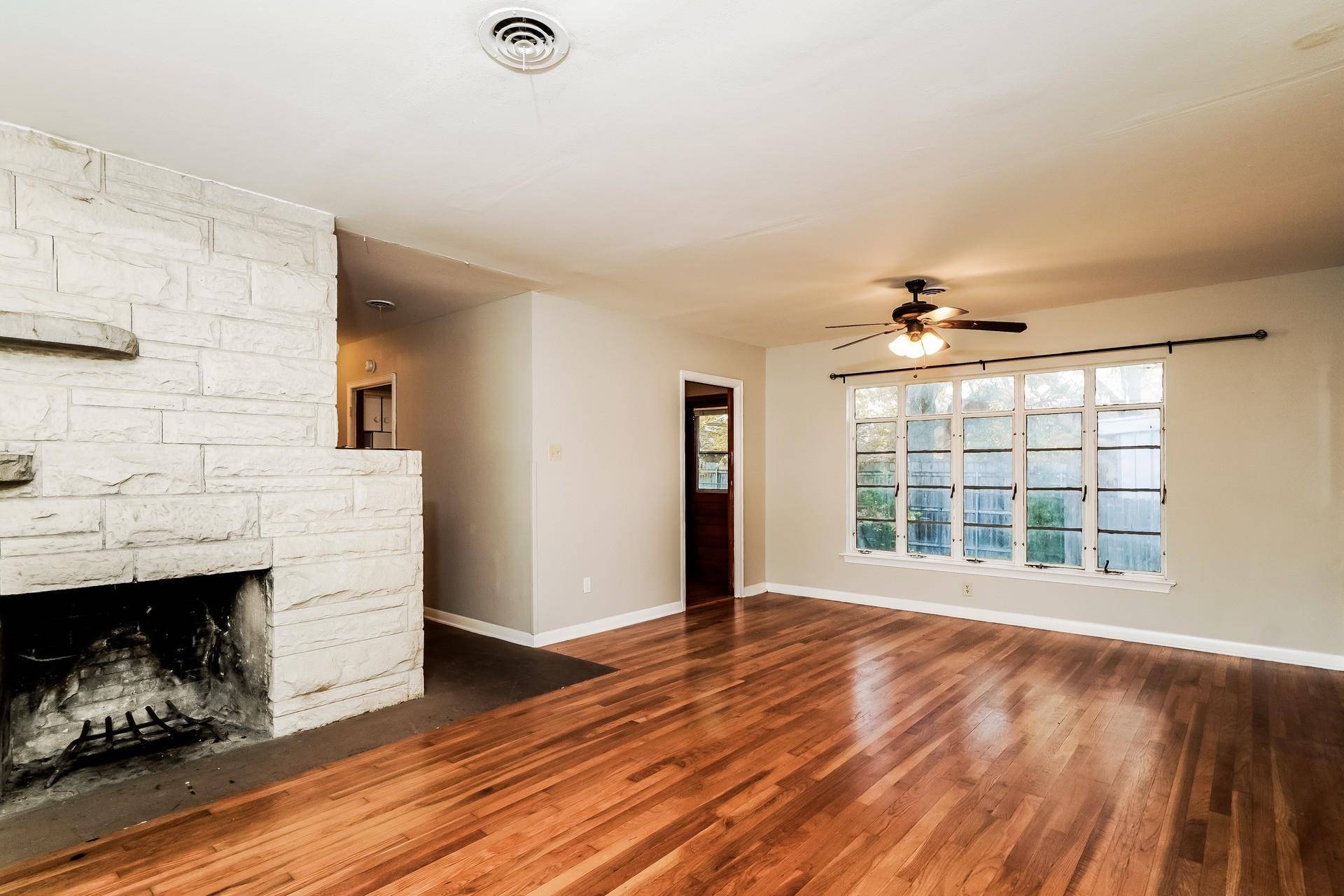 2910 Hampton RD, Austin, TX 78705