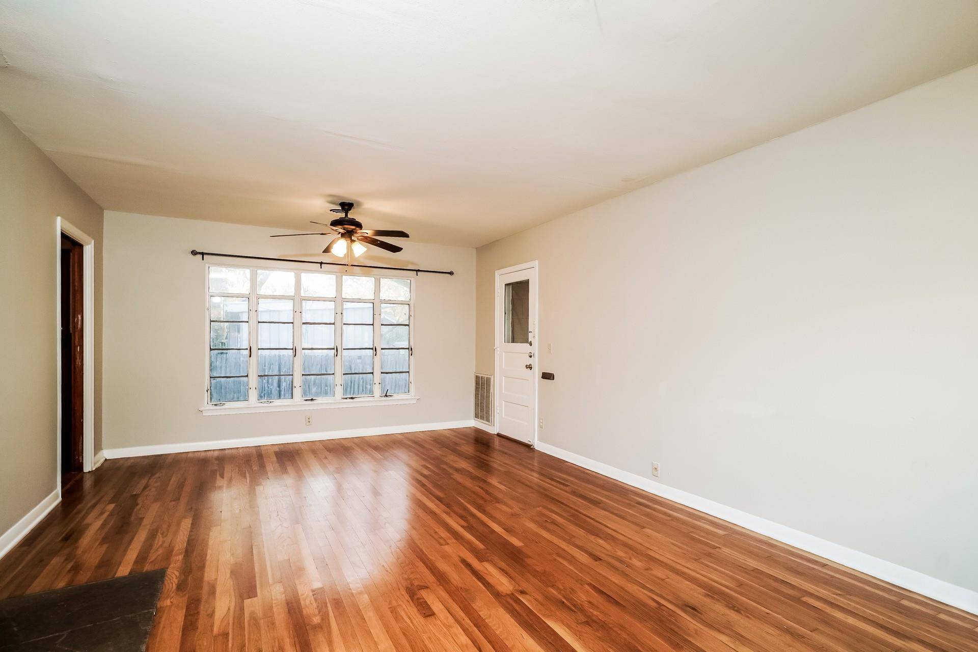 2910 Hampton RD, Austin, TX 78705