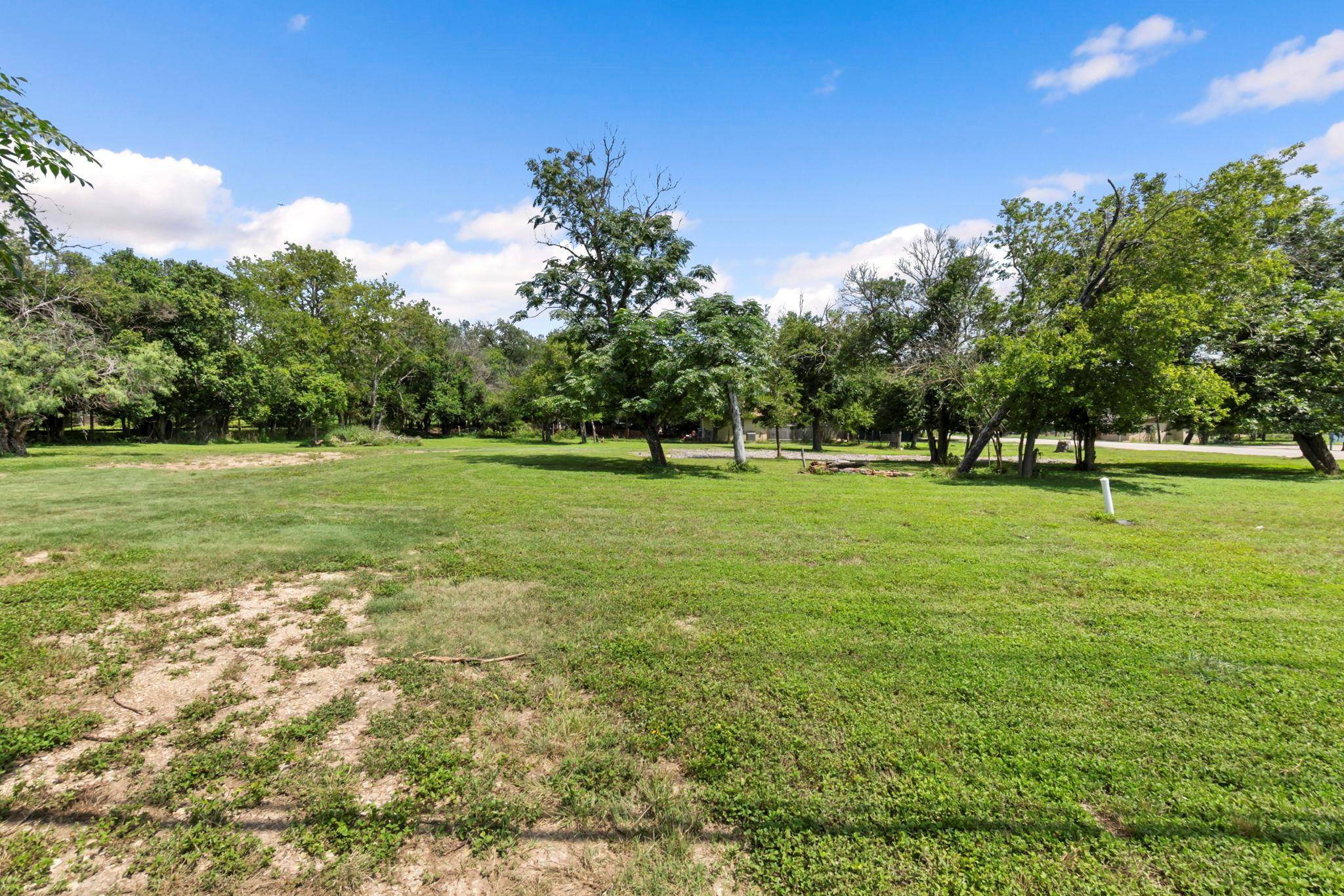 1408 N Bishop ST, San Marcos, TX 78666