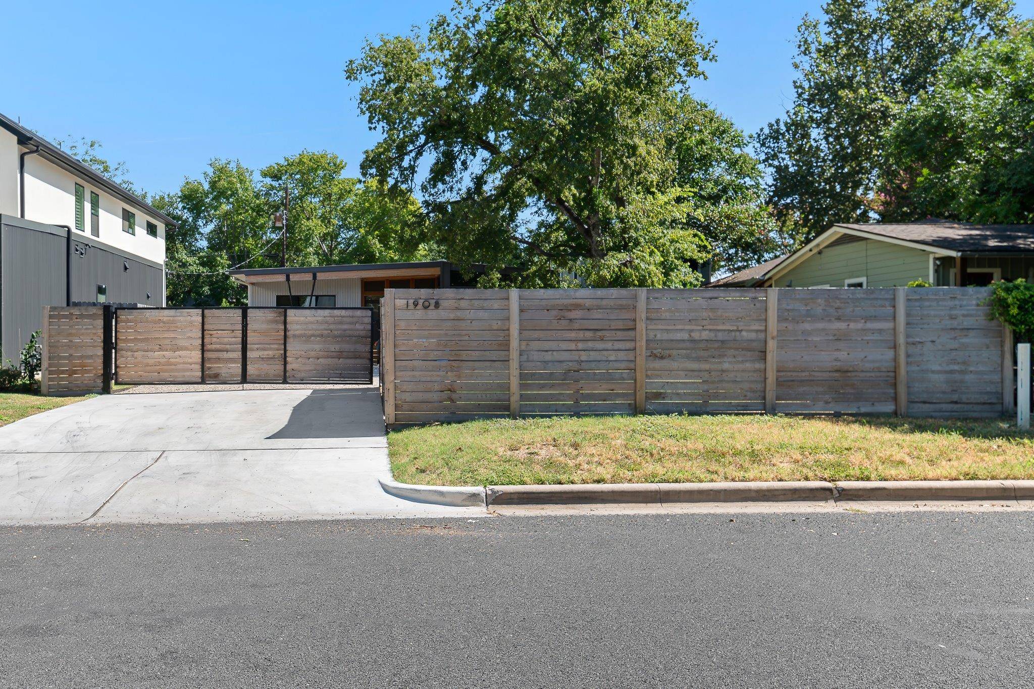 1908 Richcreek RD, Austin, TX 78757