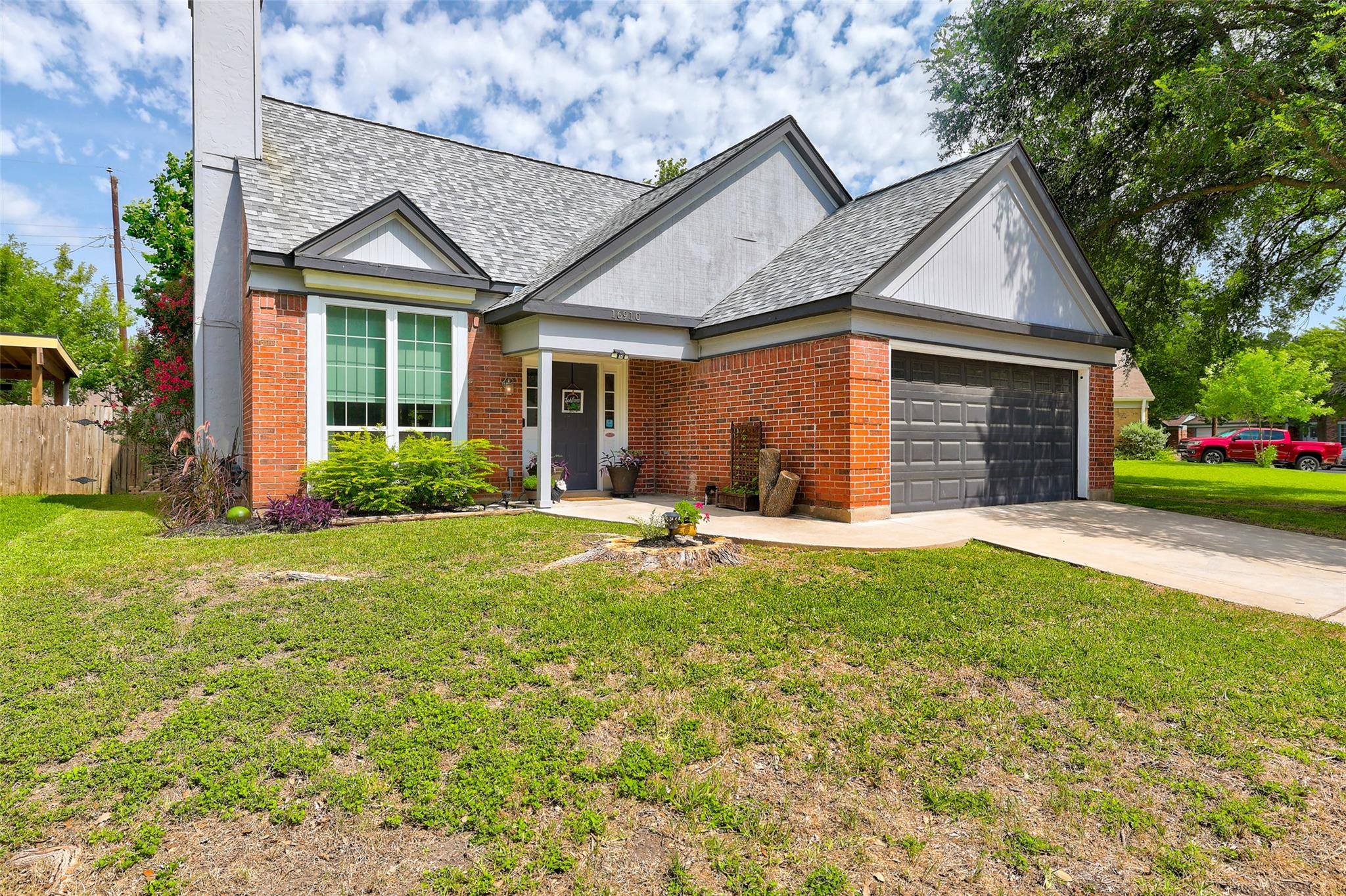 16910 Columbine ST, Pflugerville, TX 78660