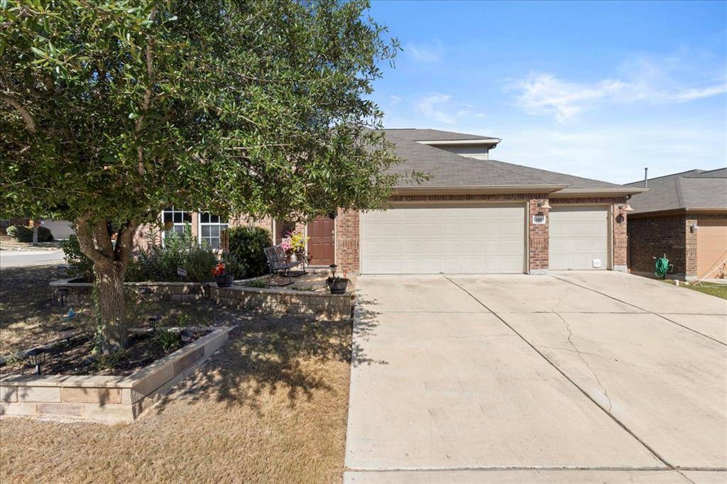 349 Razzmatazz TRL, Buda, TX 78610