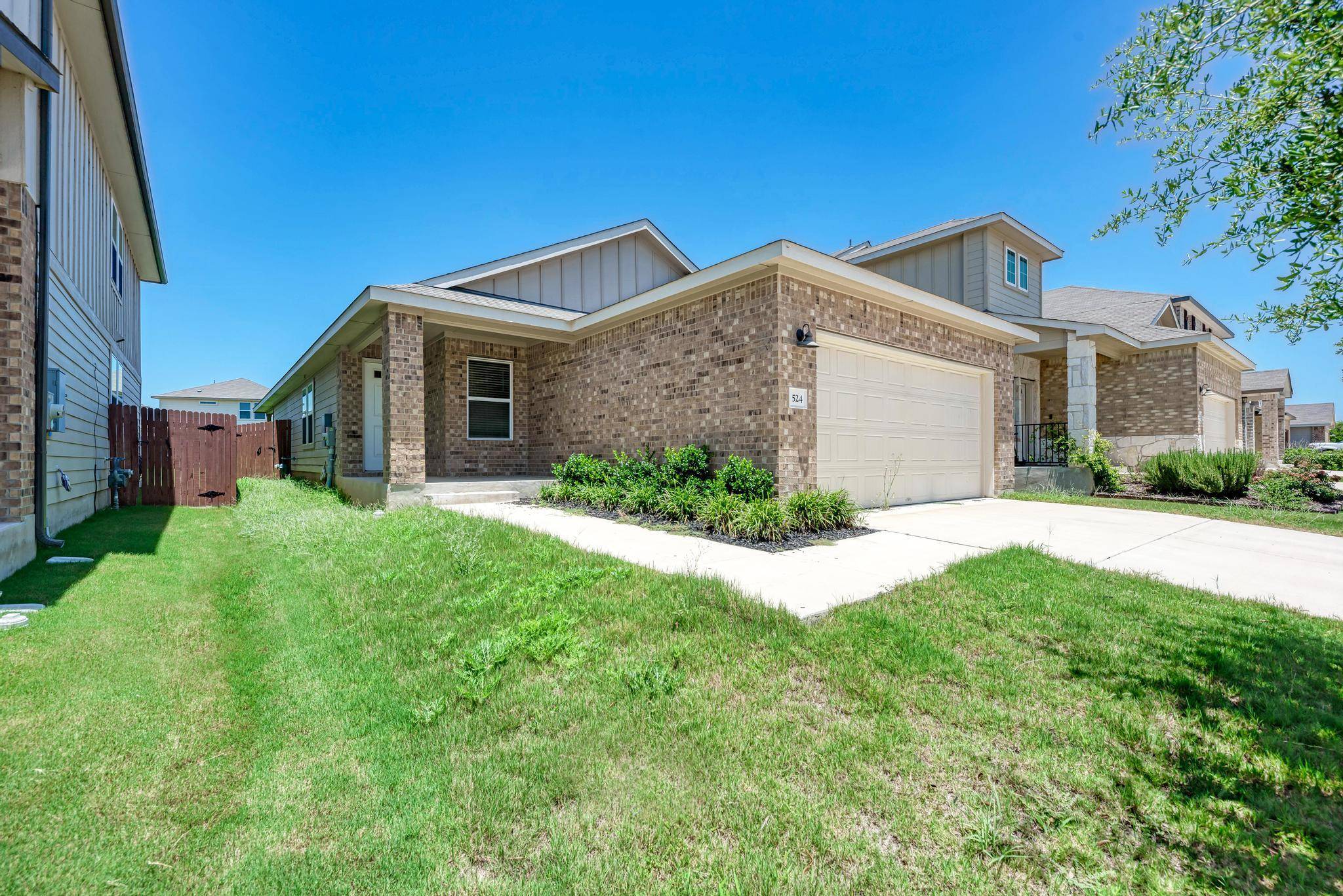 524 Longmount CV, Liberty Hill, TX 78642
