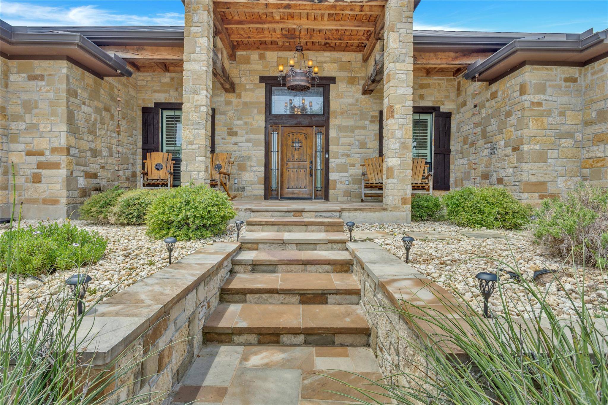 101 Fox Fur, Horseshoe Bay, TX 78657