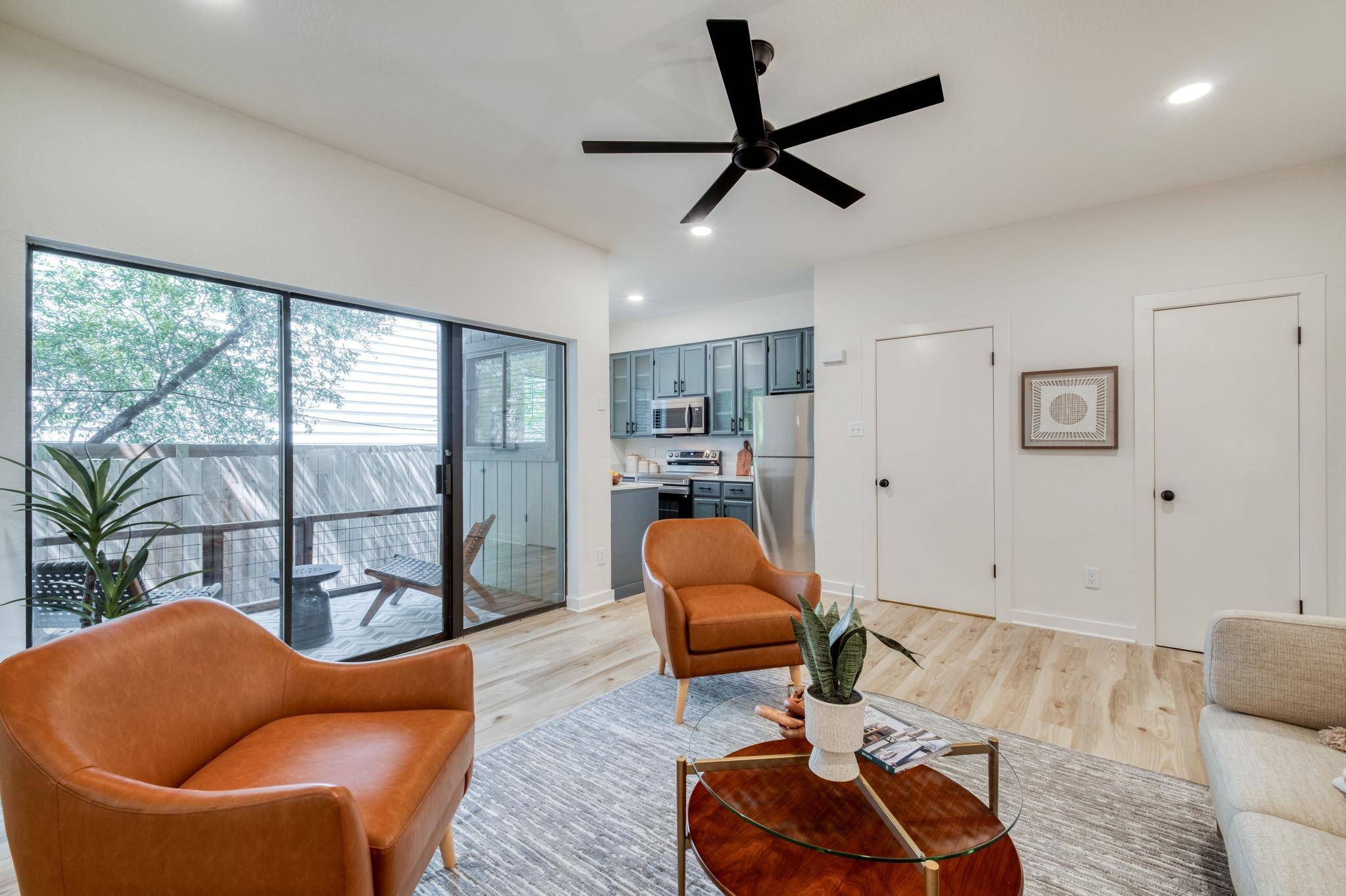 601 Nelray BLVD #6, Austin, TX 78751