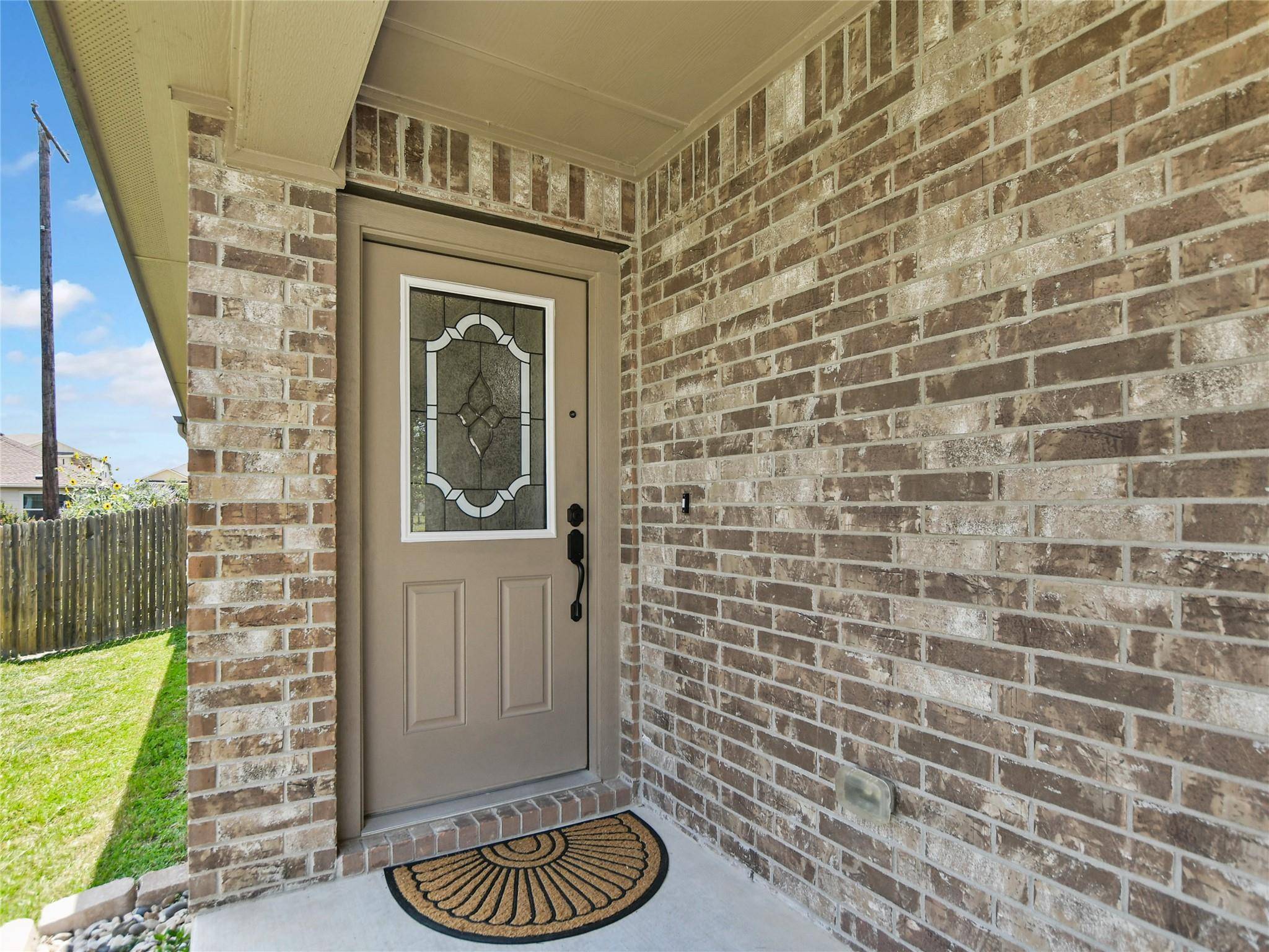 141 Igneous LN, Jarrell, TX 76537
