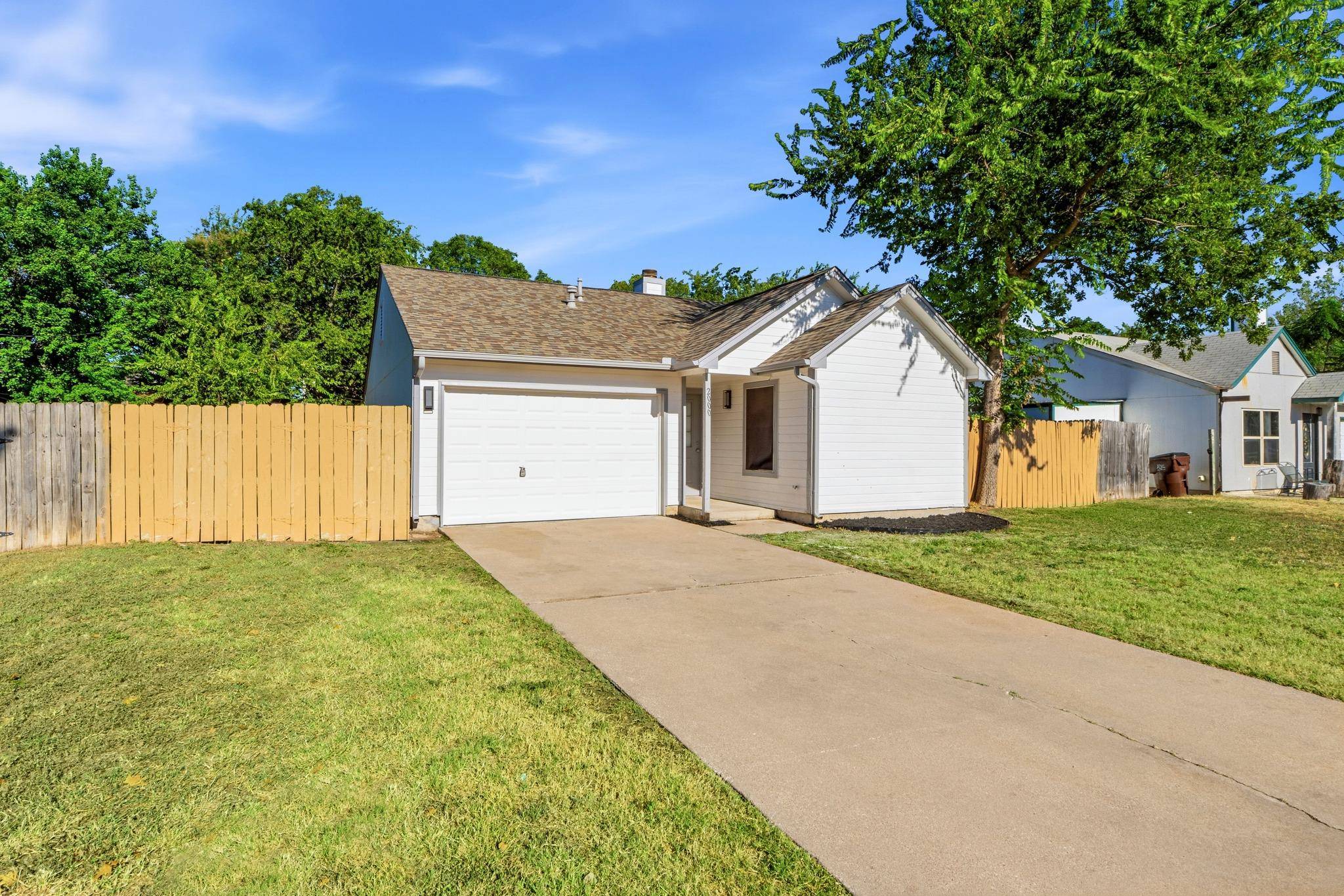 2000 Andover DR, Round Rock, TX 78664