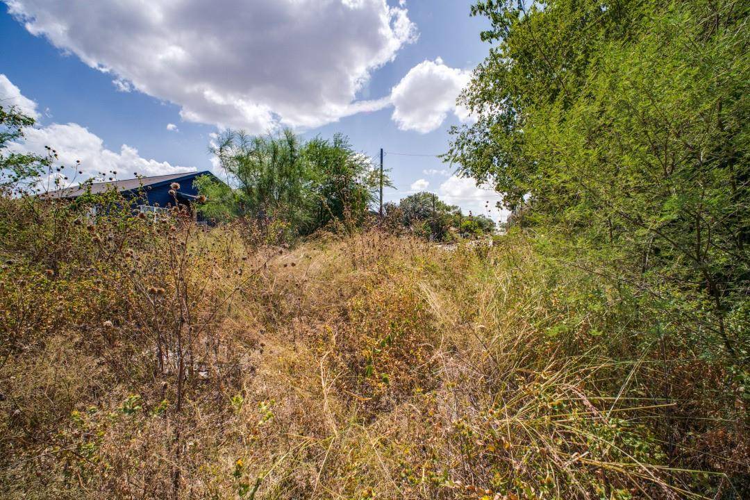 226 Beethoven ST, San Antonio, TX 78210