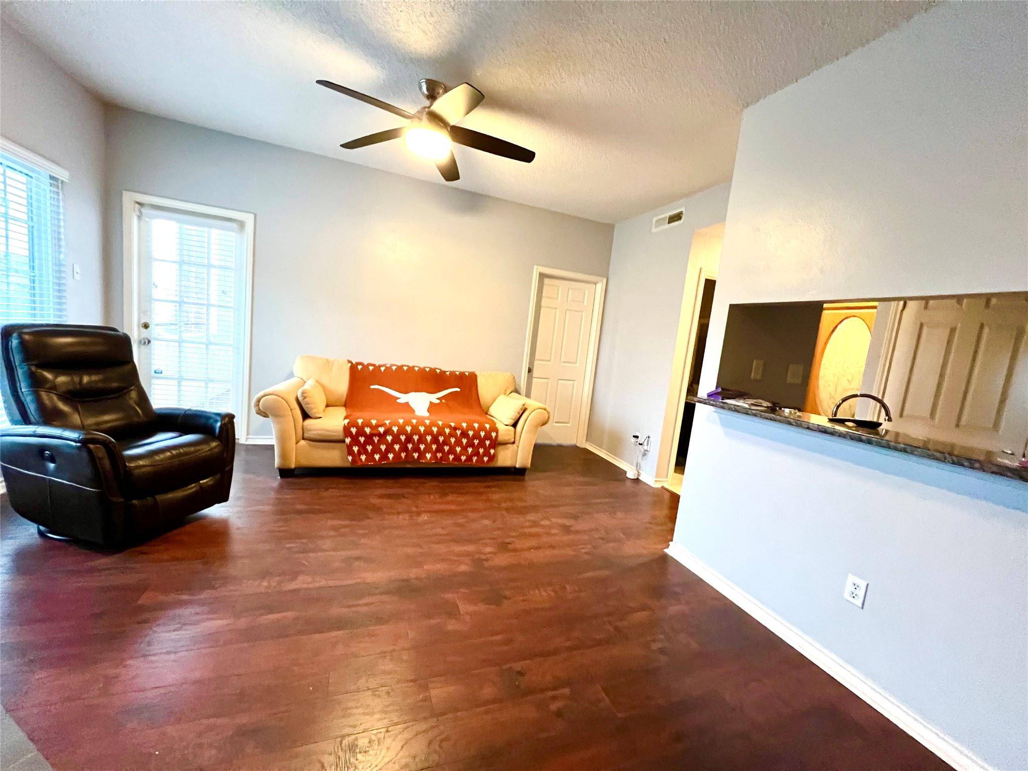 3001 Cedar ST #212, Austin, TX 78705