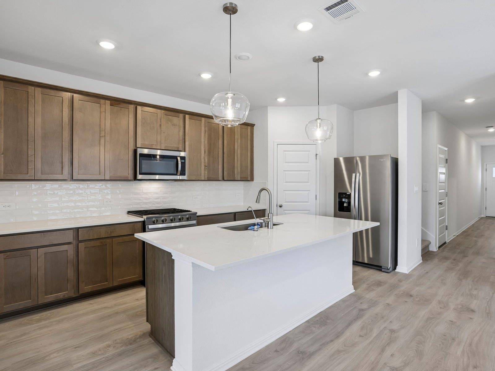 808 Loriner WAY, Liberty Hill, TX 78642