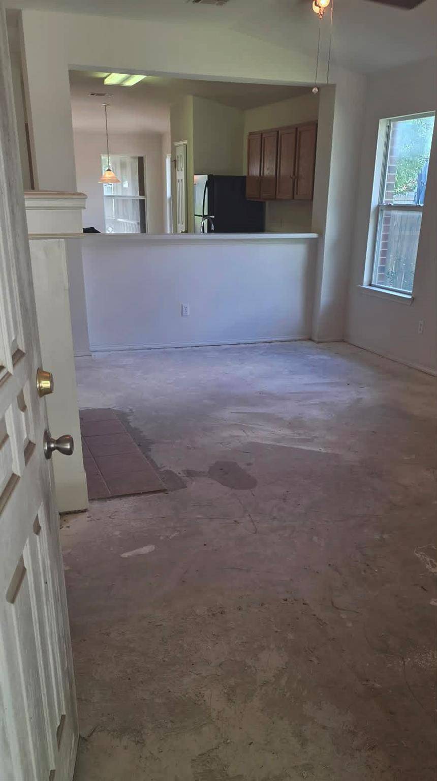407 MCCARTHUR DR, Leander, TX 78641