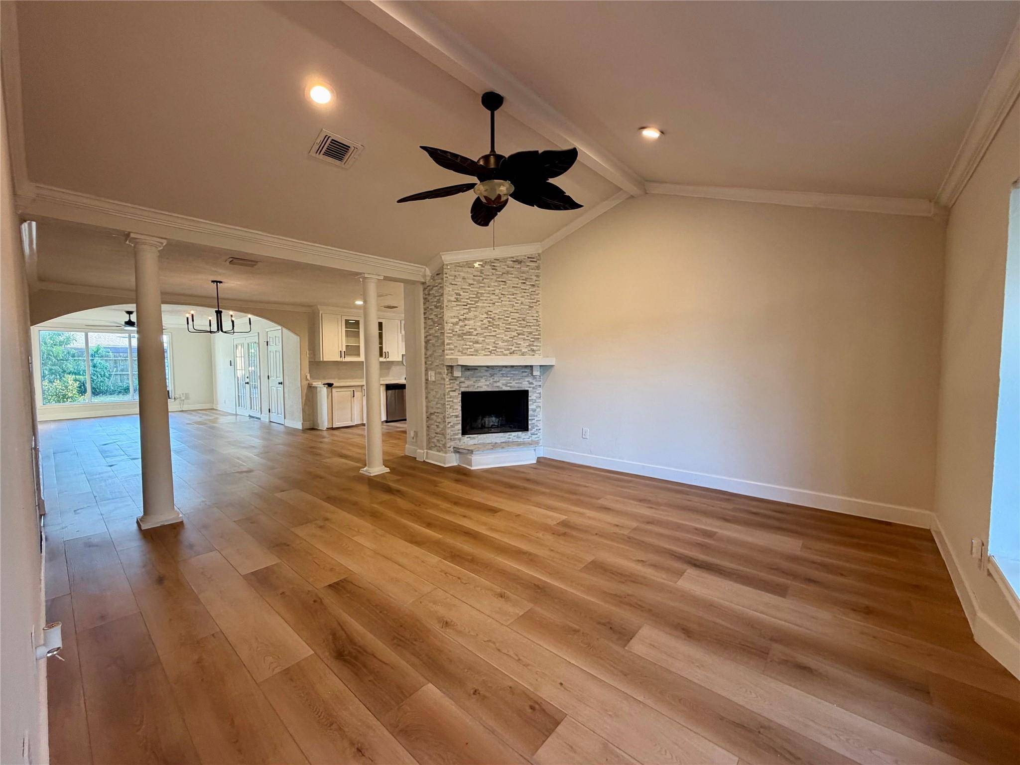 11631 Langdon LN, Houston, TX 77072