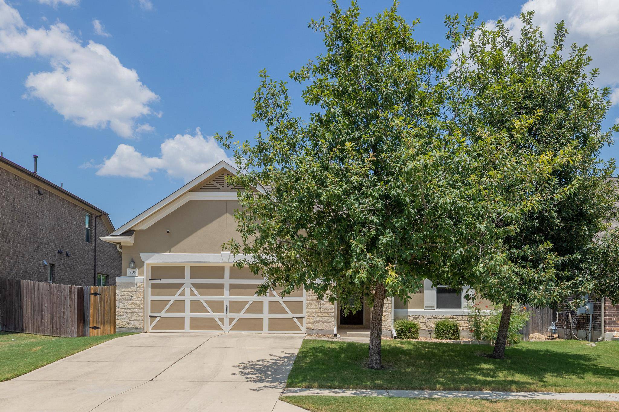 205 Mauldin ST, Georgetown, TX 78628