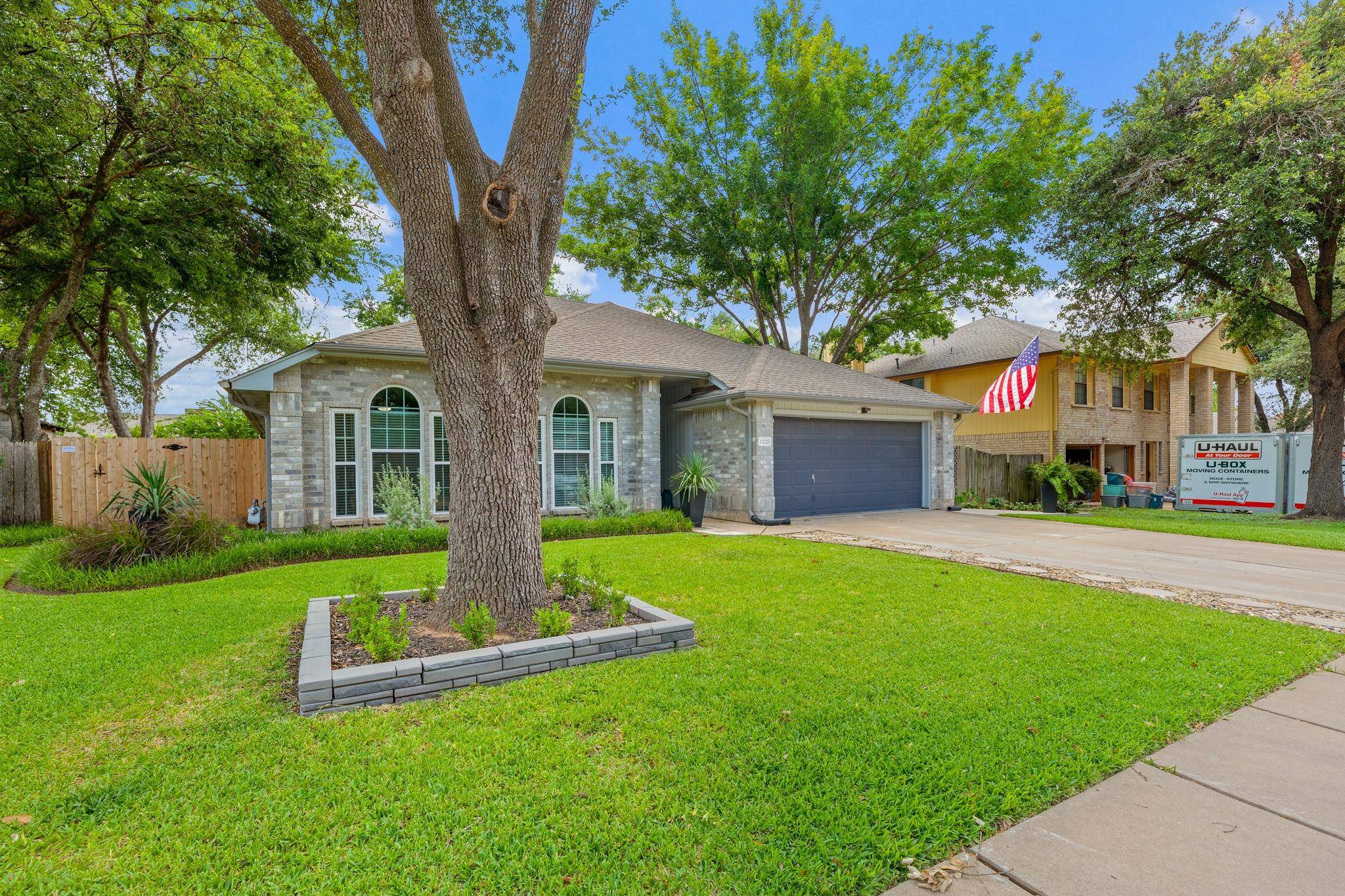 1221 Bell Rock CIR, Pflugerville, TX 78660