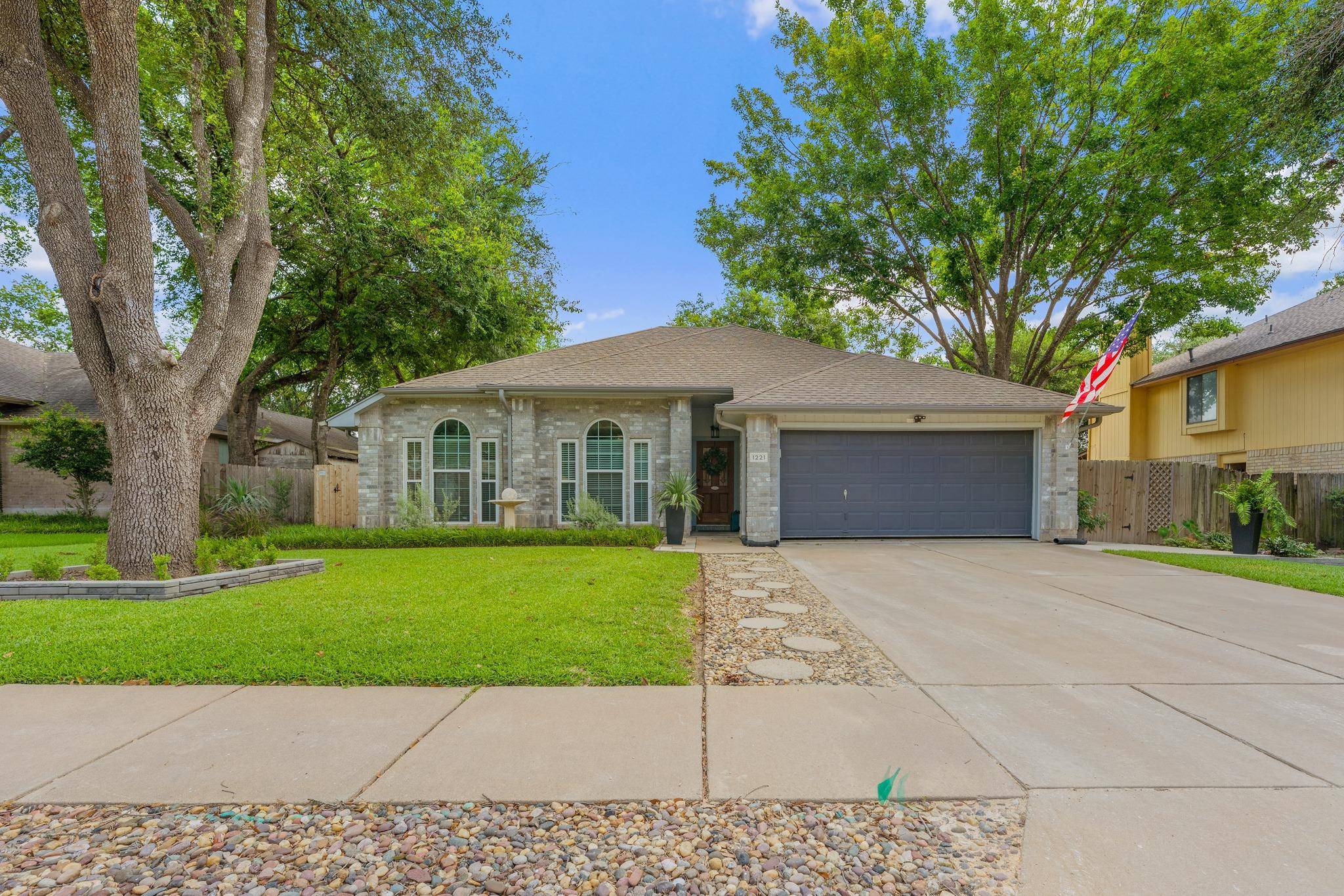 1221 Bell Rock CIR, Pflugerville, TX 78660