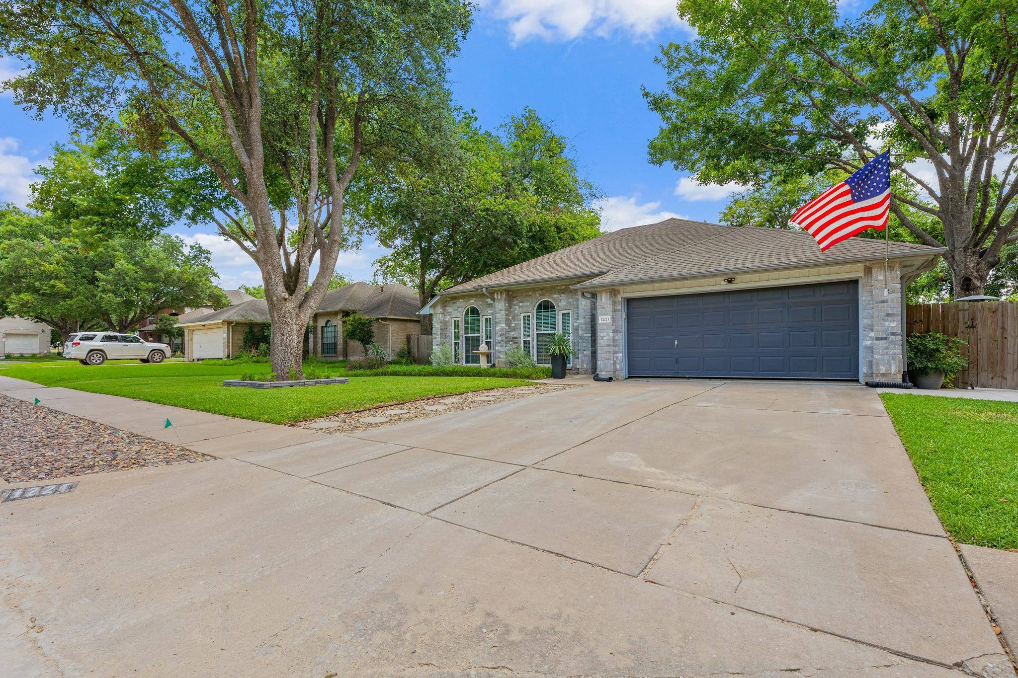1221 Bell Rock CIR, Pflugerville, TX 78660