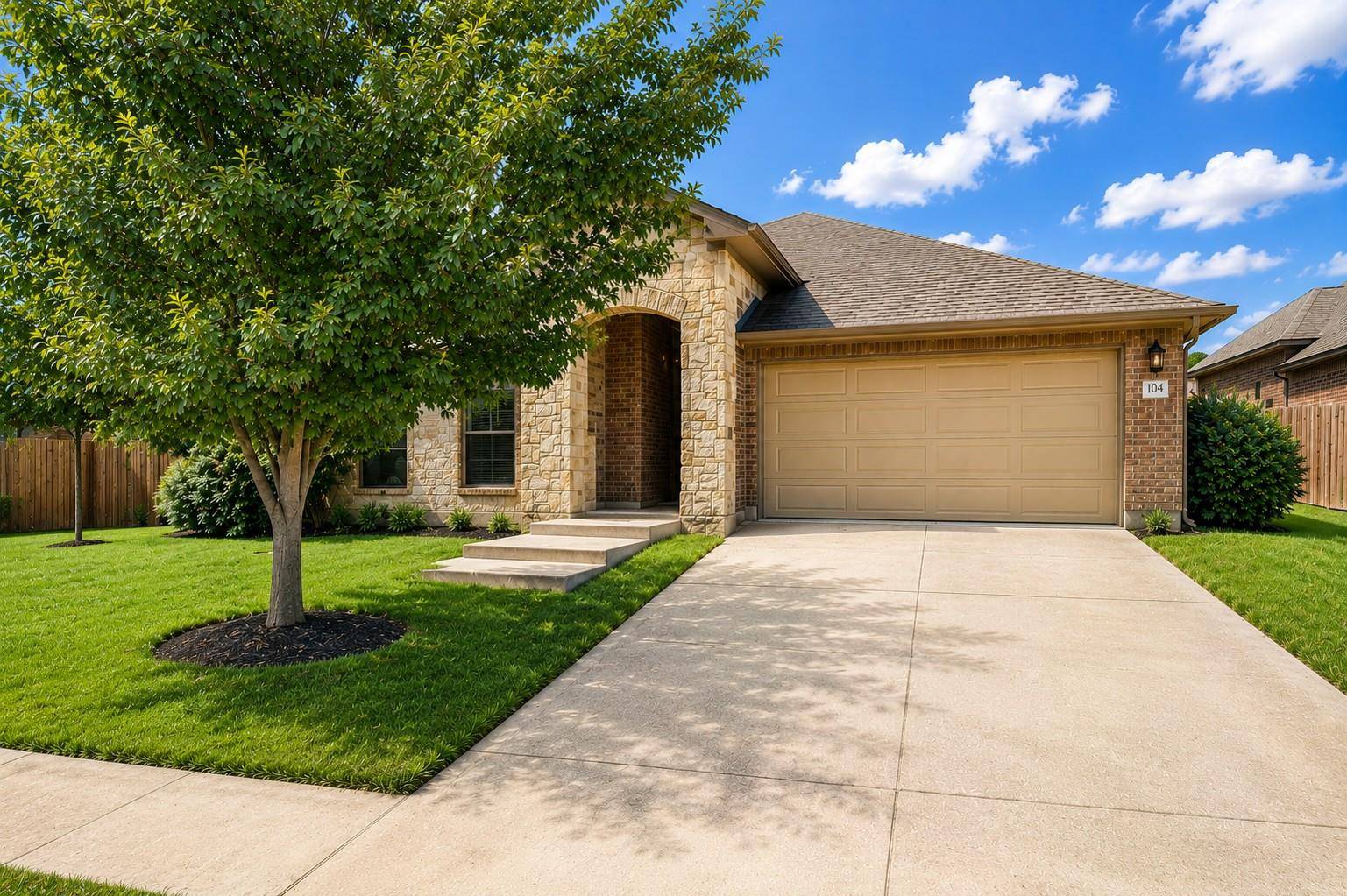 104 Swift Water LOOP, Bastrop, TX 78602