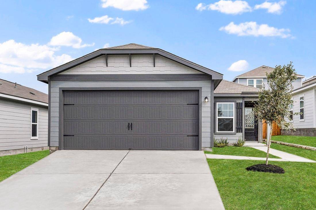 100 Captain Dooley LN, Jarrell, TX 76537