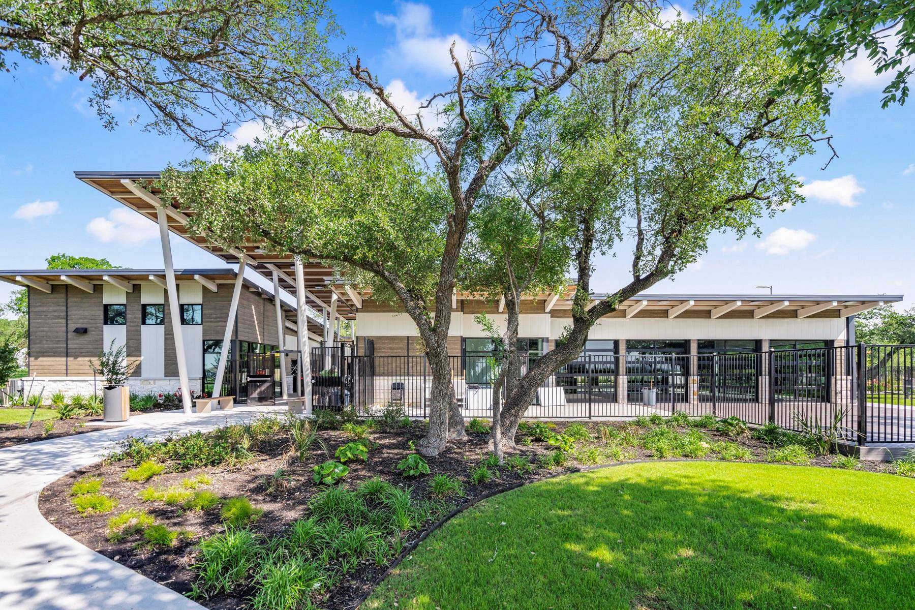 100 Captain Dooley LN, Jarrell, TX 76537