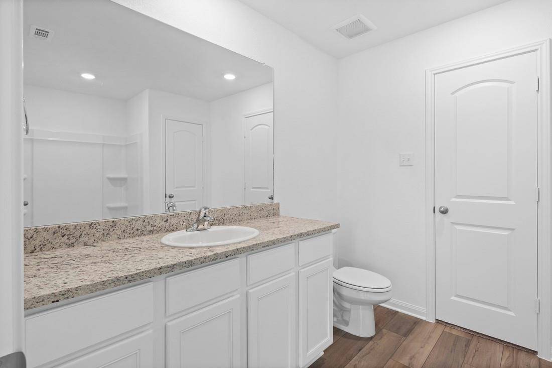 100 Captain Dooley LN, Jarrell, TX 76537