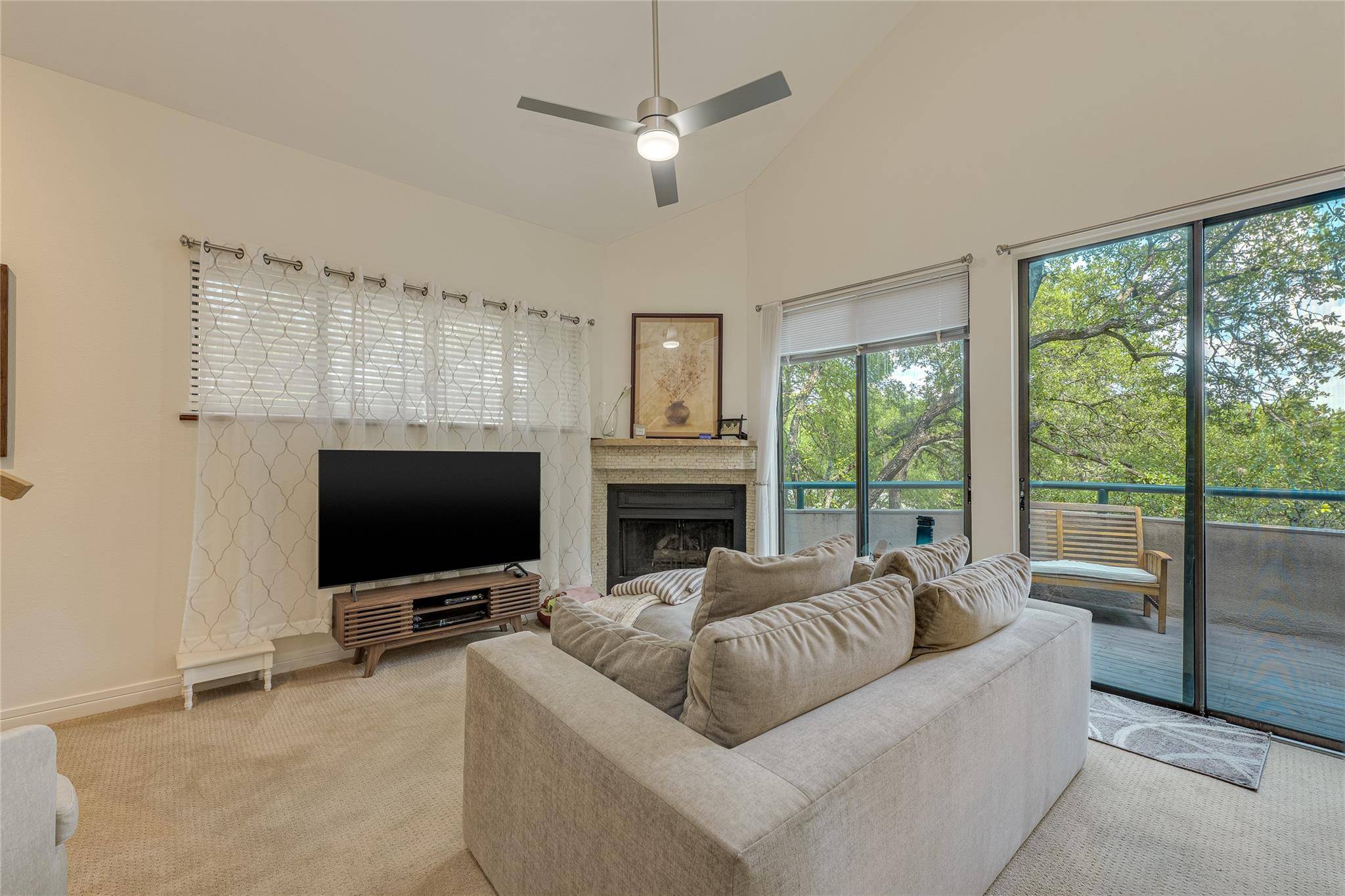 1735 Spyglass DR #112, Austin, TX 78746