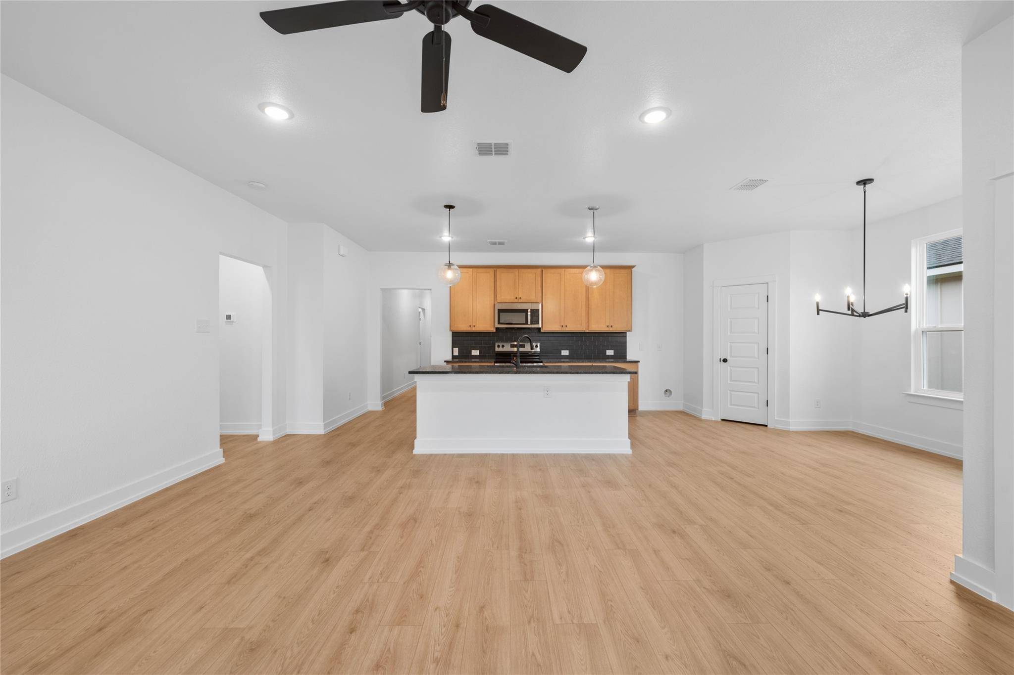 584 Gus LOOP, Georgetown, TX 78626
