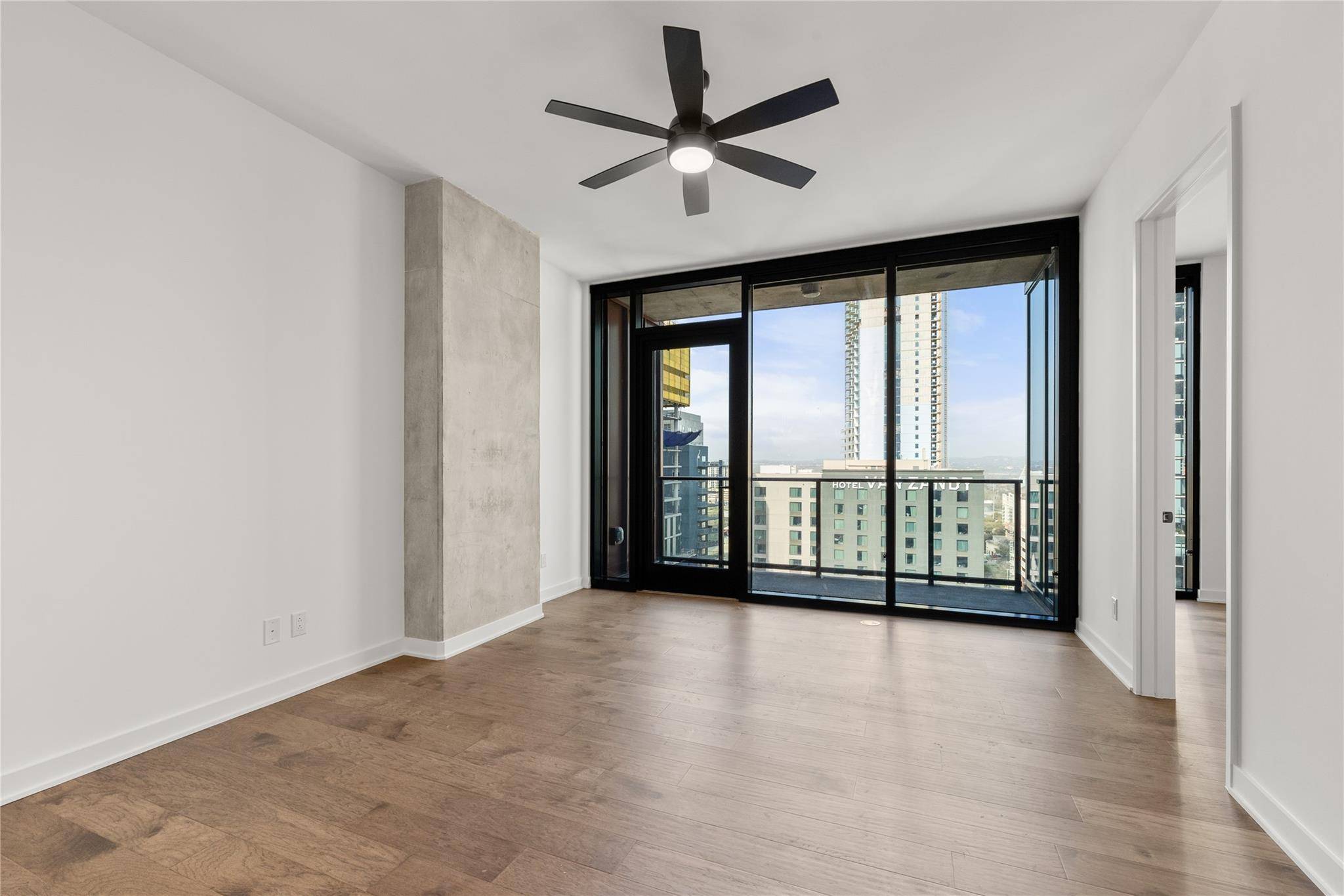 84 East Ave #1905, Austin, TX 78701