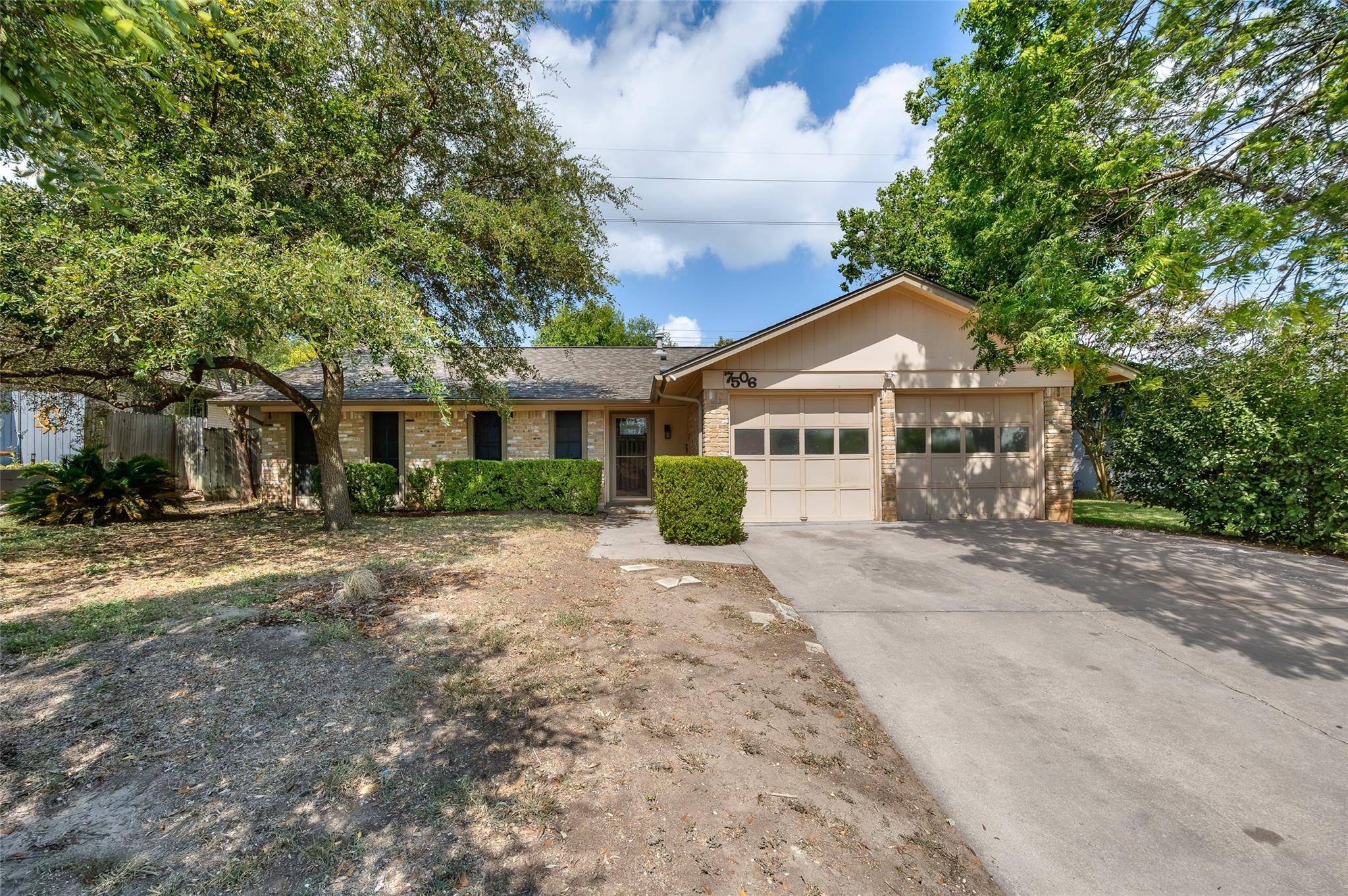 7506 Glenhill RD, Austin, TX 78752