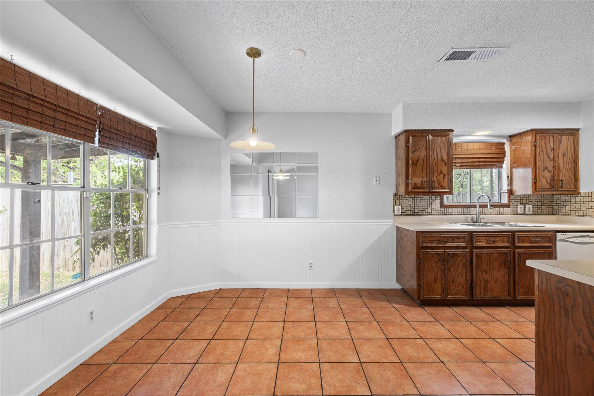 7506 Glenhill RD, Austin, TX 78752
