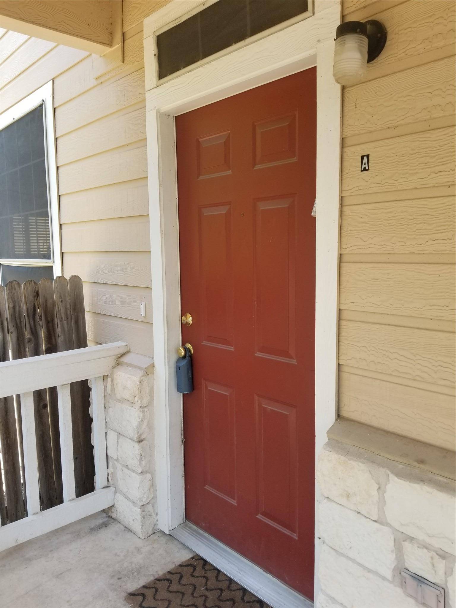 2928 Thrushwood DR #A, Austin, TX 78757