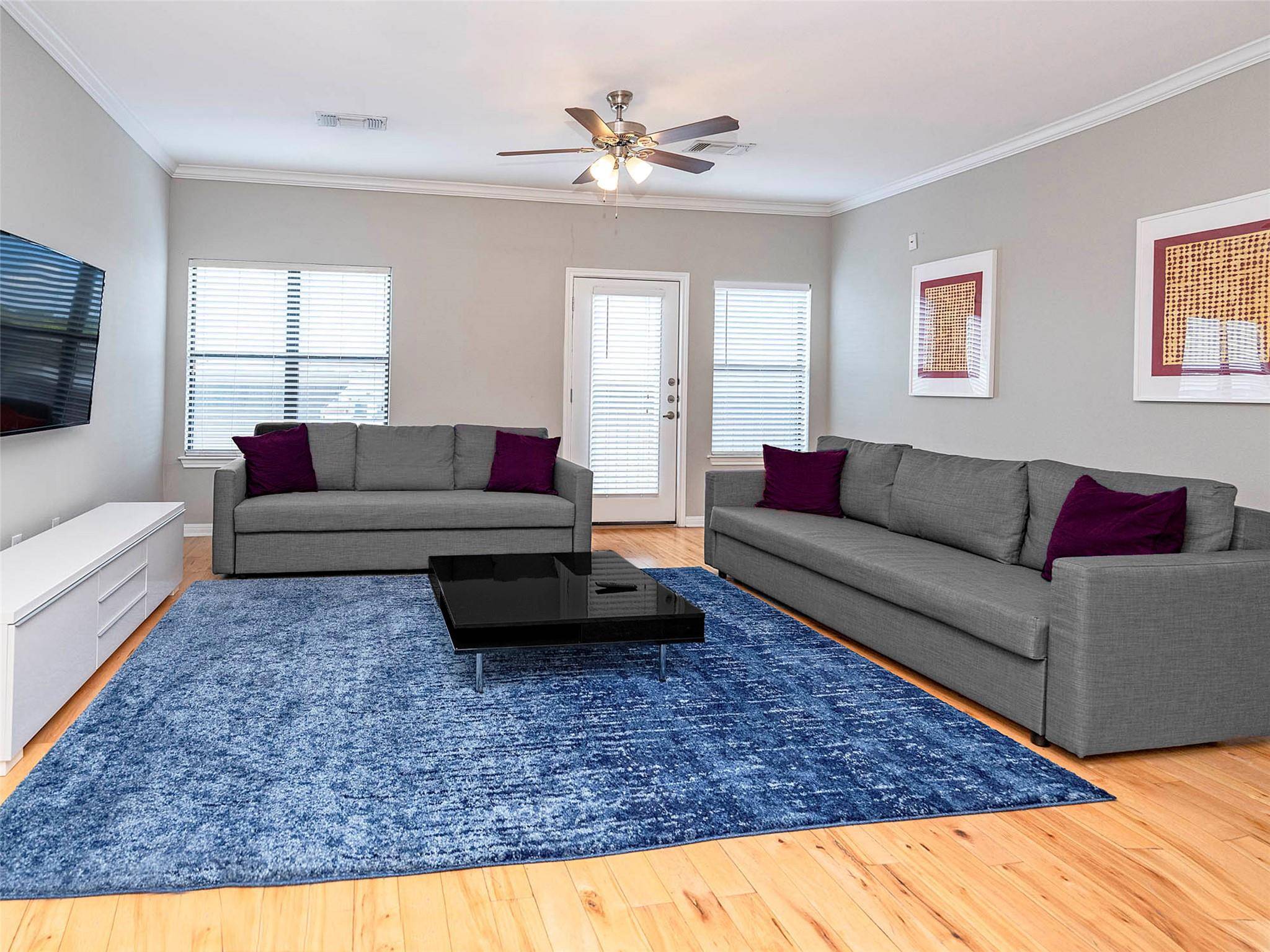 2502 Leon ST #200, Austin, TX 78705