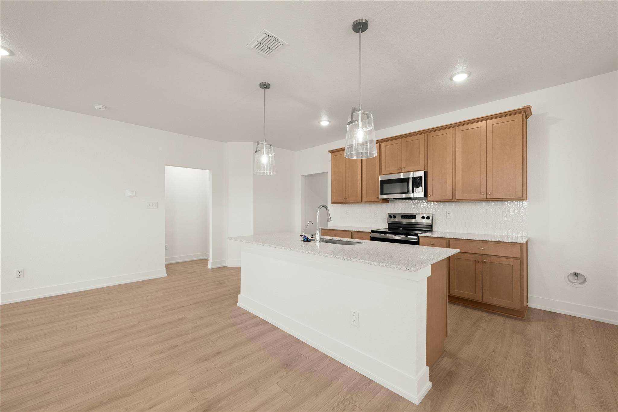 580 Gus LOOP, Georgetown, TX 78626