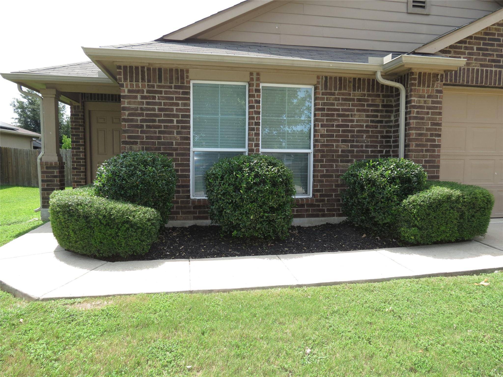 375 Musgrav, Kyle, TX 78640