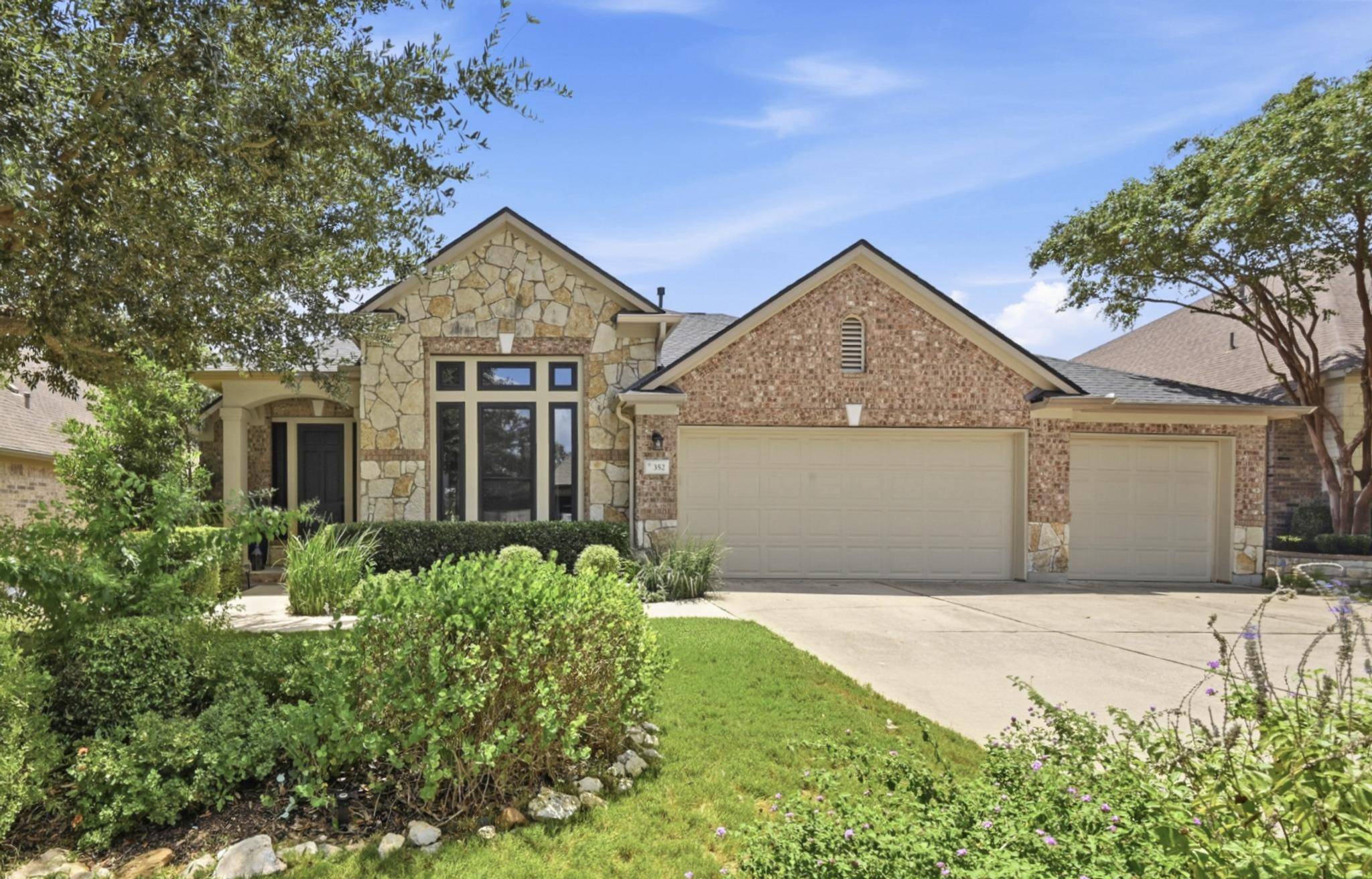 352 Wild Rose DR, Austin, TX 78737