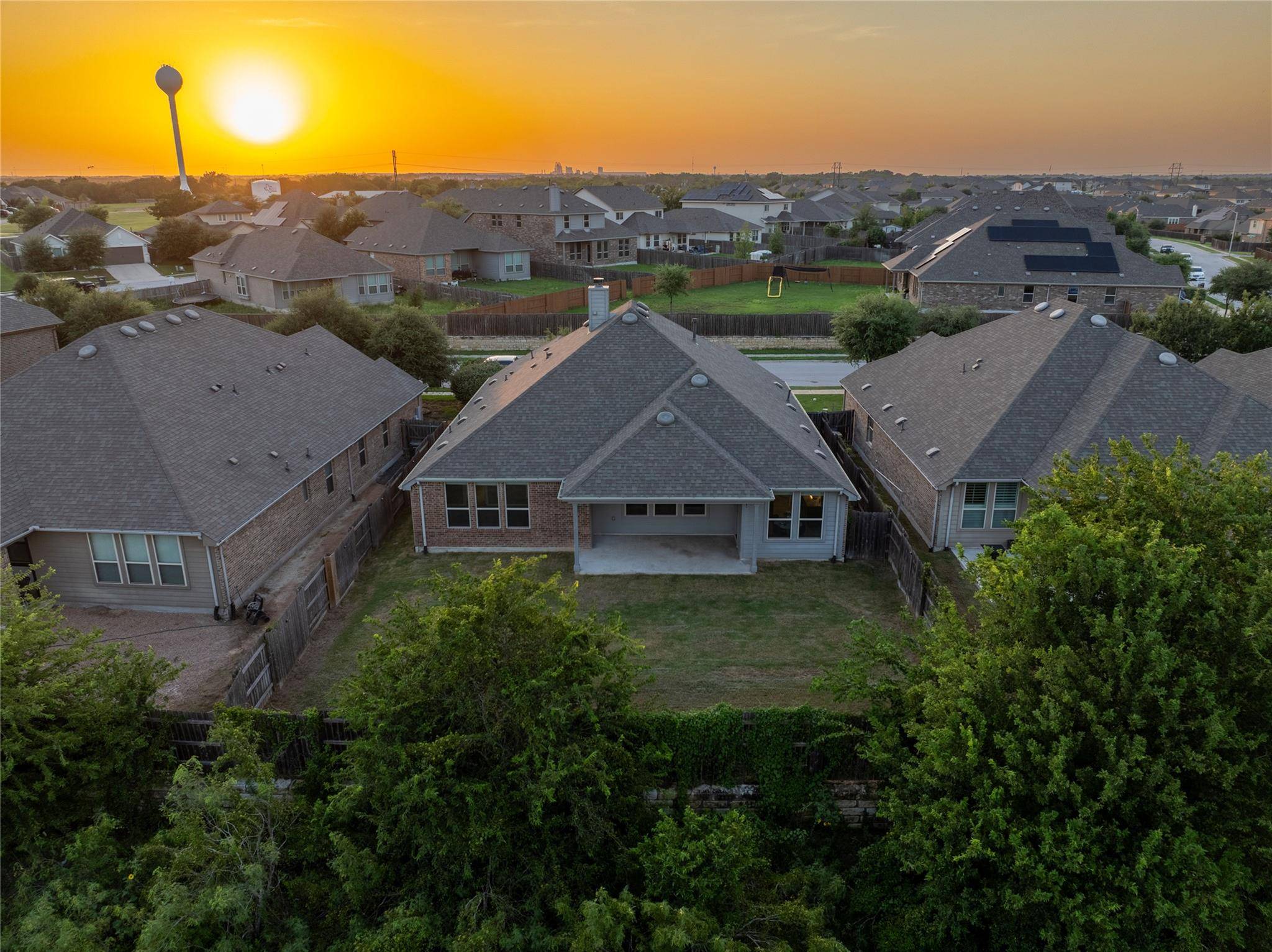 188 Nautical LOOP, Kyle, TX 78640