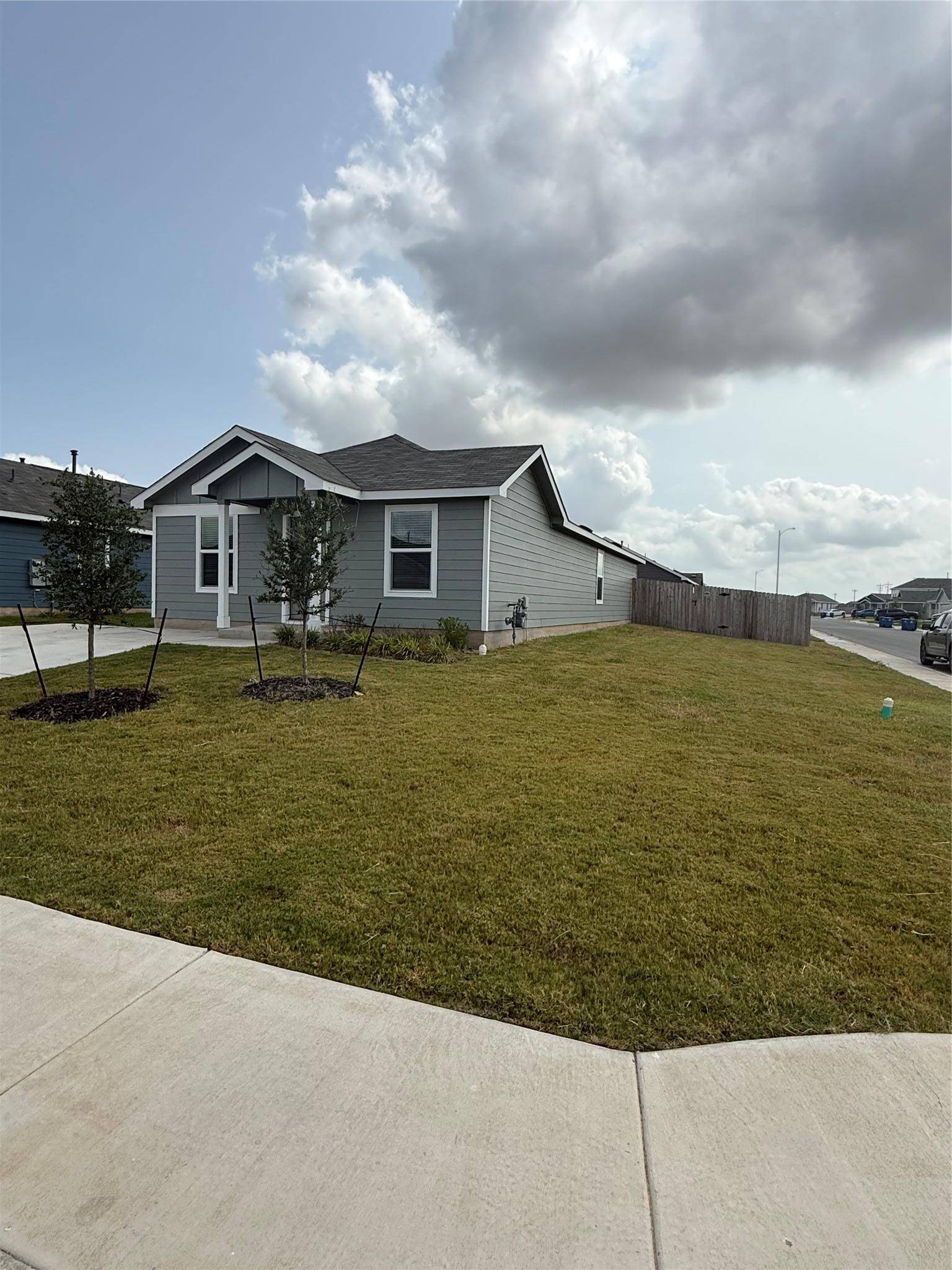 2324 Dust Devil DR, Lockhart, TX 78644