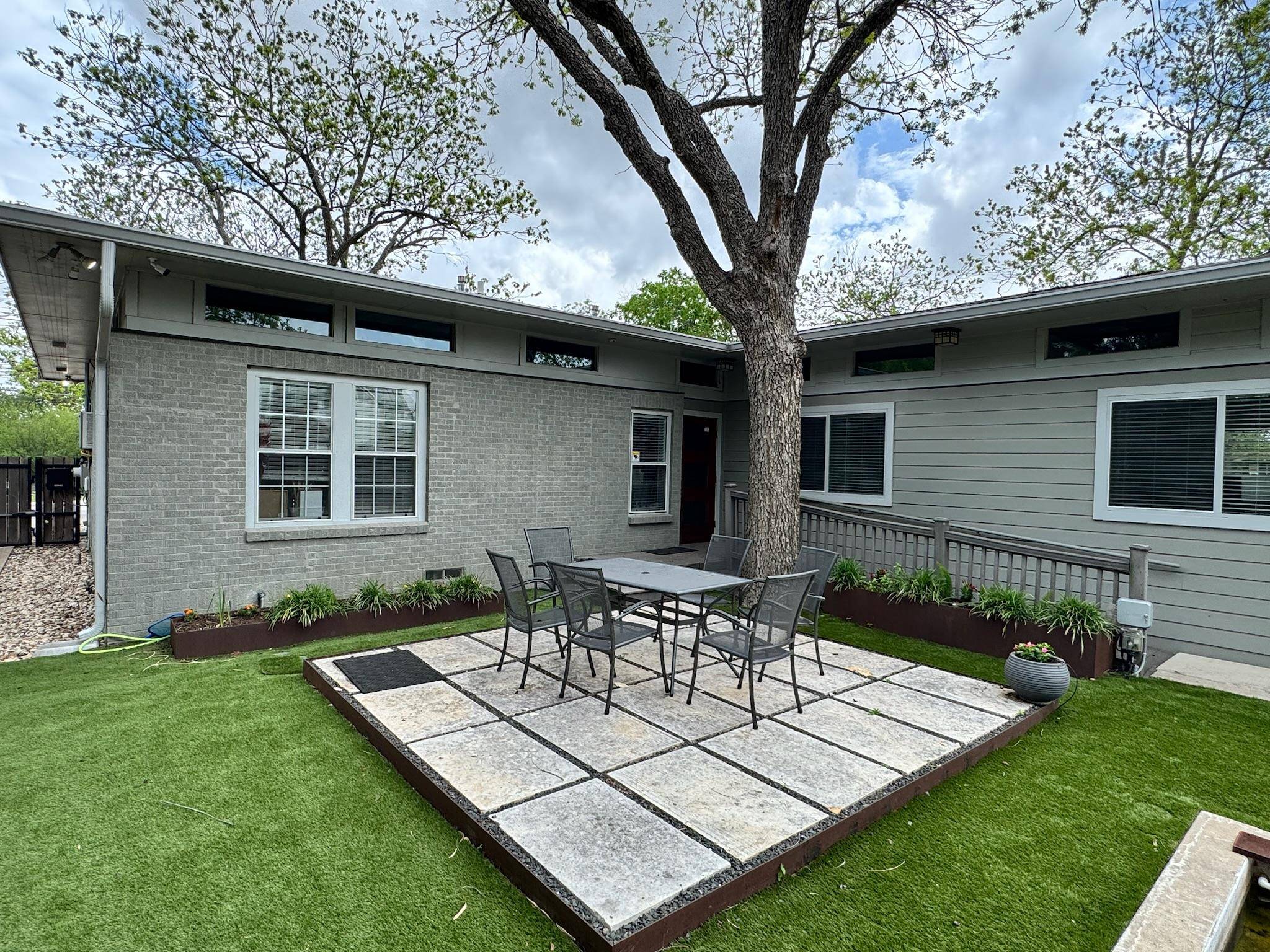 3906 Menchaca RD, Austin, TX 78704