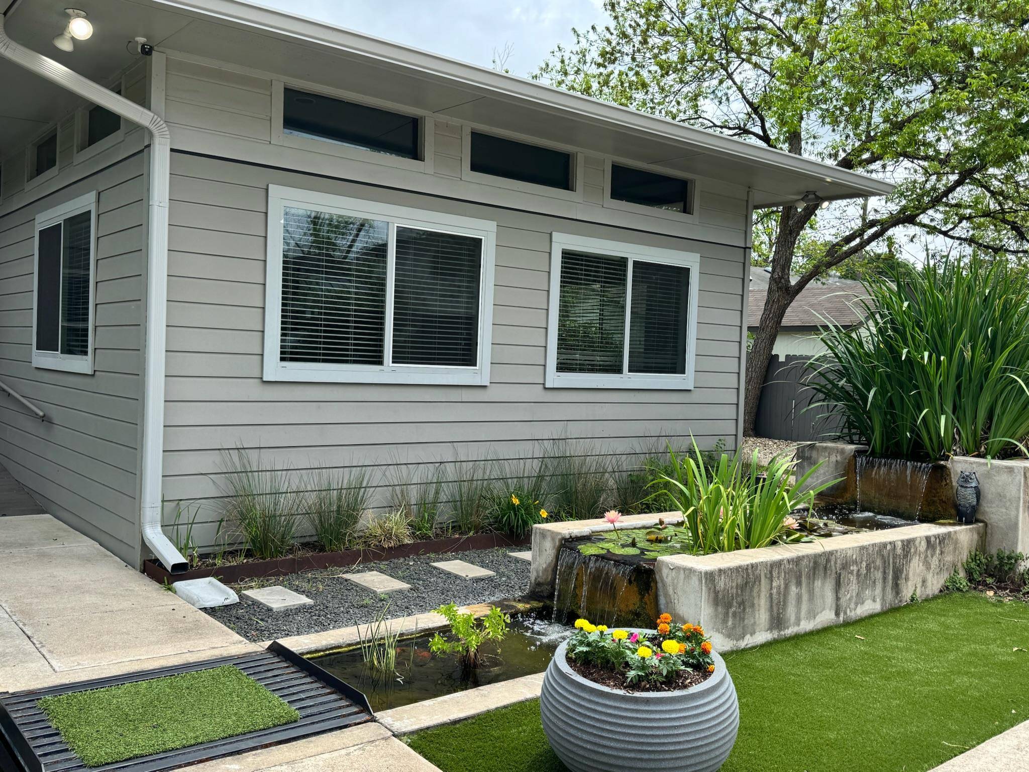 3906 Menchaca RD, Austin, TX 78704