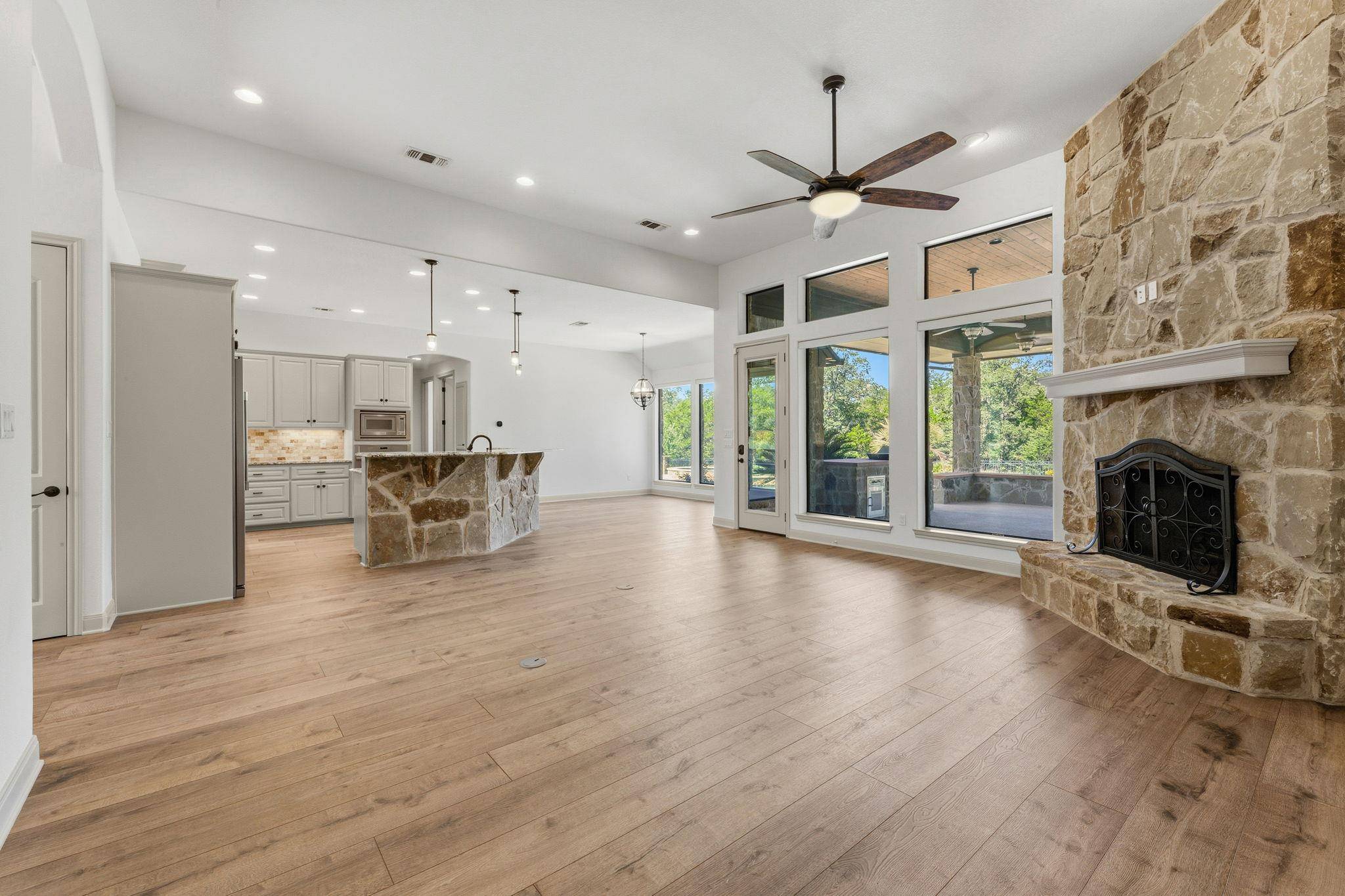 110 Long Bow CV, Bastrop, TX 78602