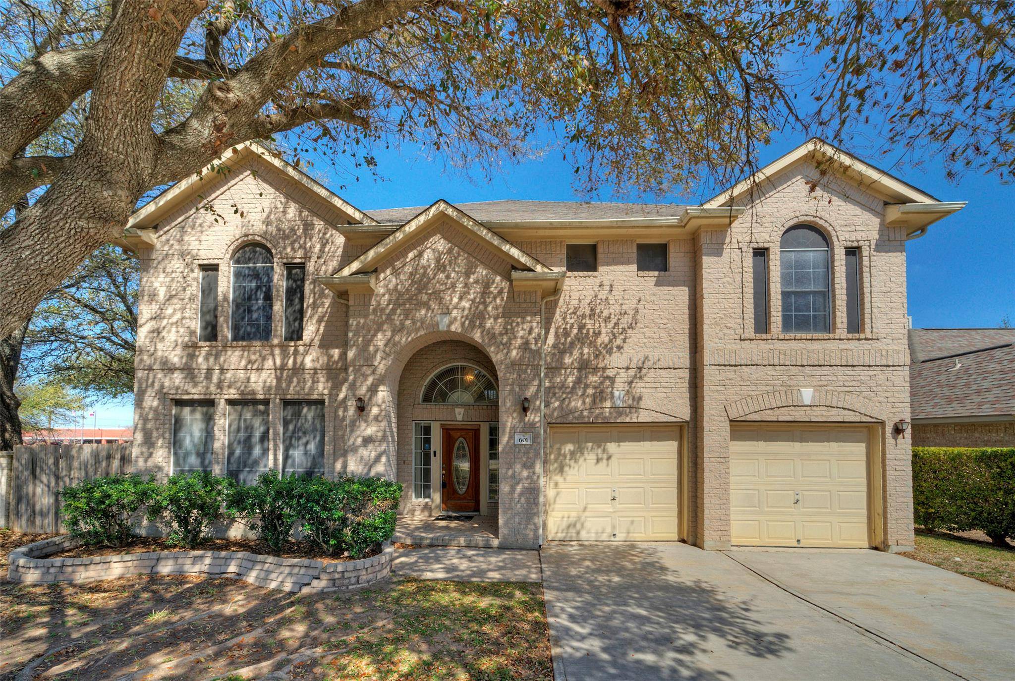 601 Indian Run DR, Pflugerville, TX 78660