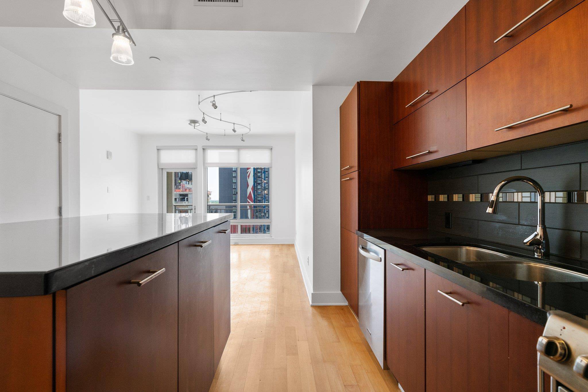 603 Davis ST #1105, Austin, TX 78701