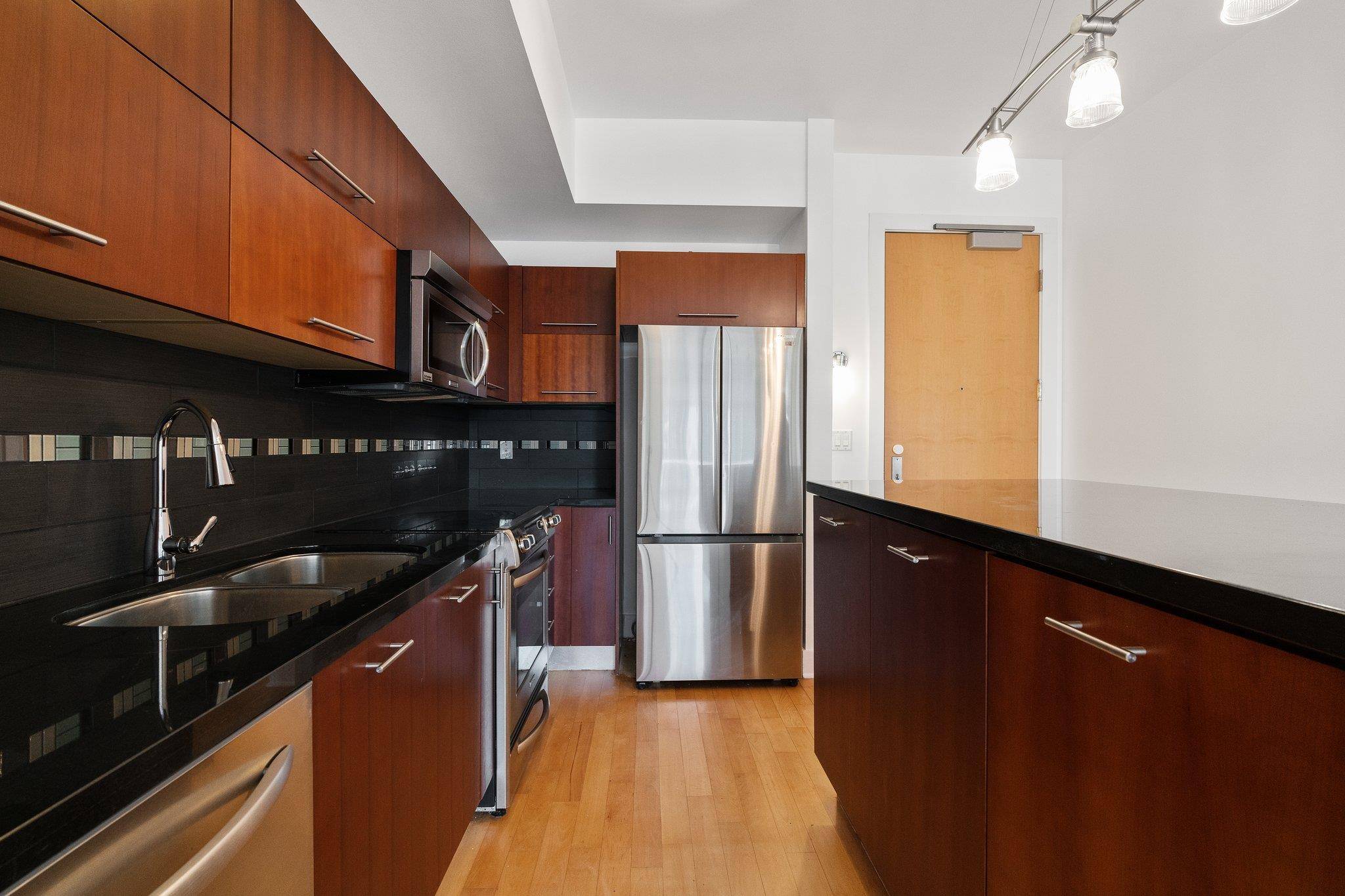 603 Davis ST #1105, Austin, TX 78701