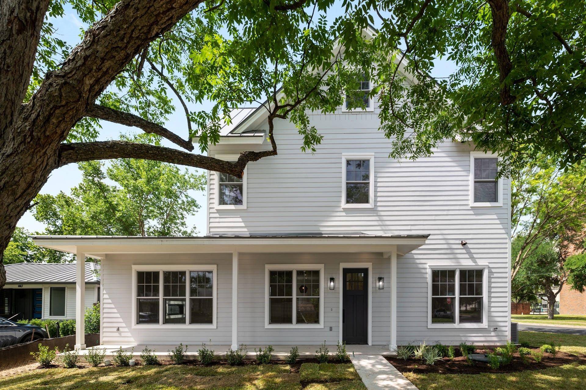 1919 W 38th ST, Austin, TX 78731