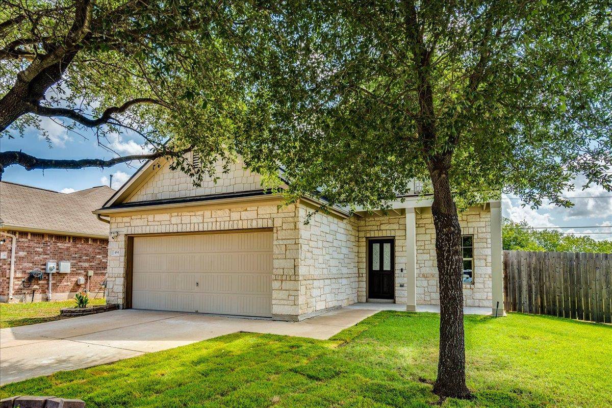484 Travertine TRL, Buda, TX 78610