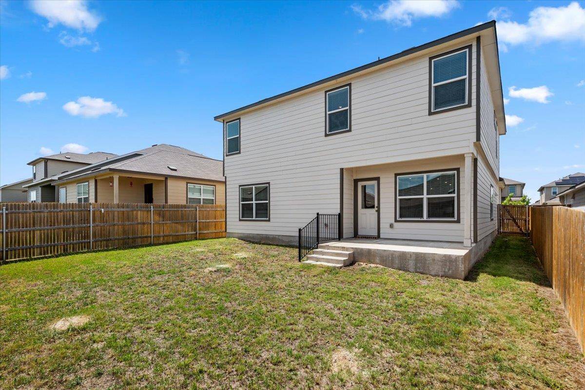 448 Perfect World LOOP, Jarrell, TX 76537