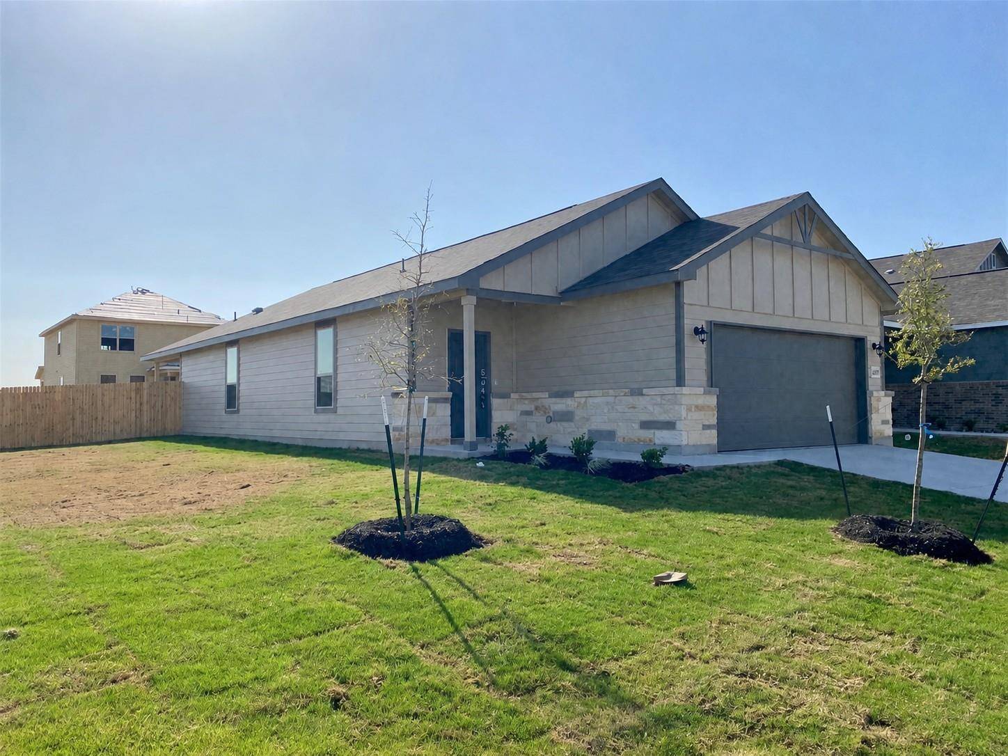 2445 Ayers DR, Seguin, TX 78155