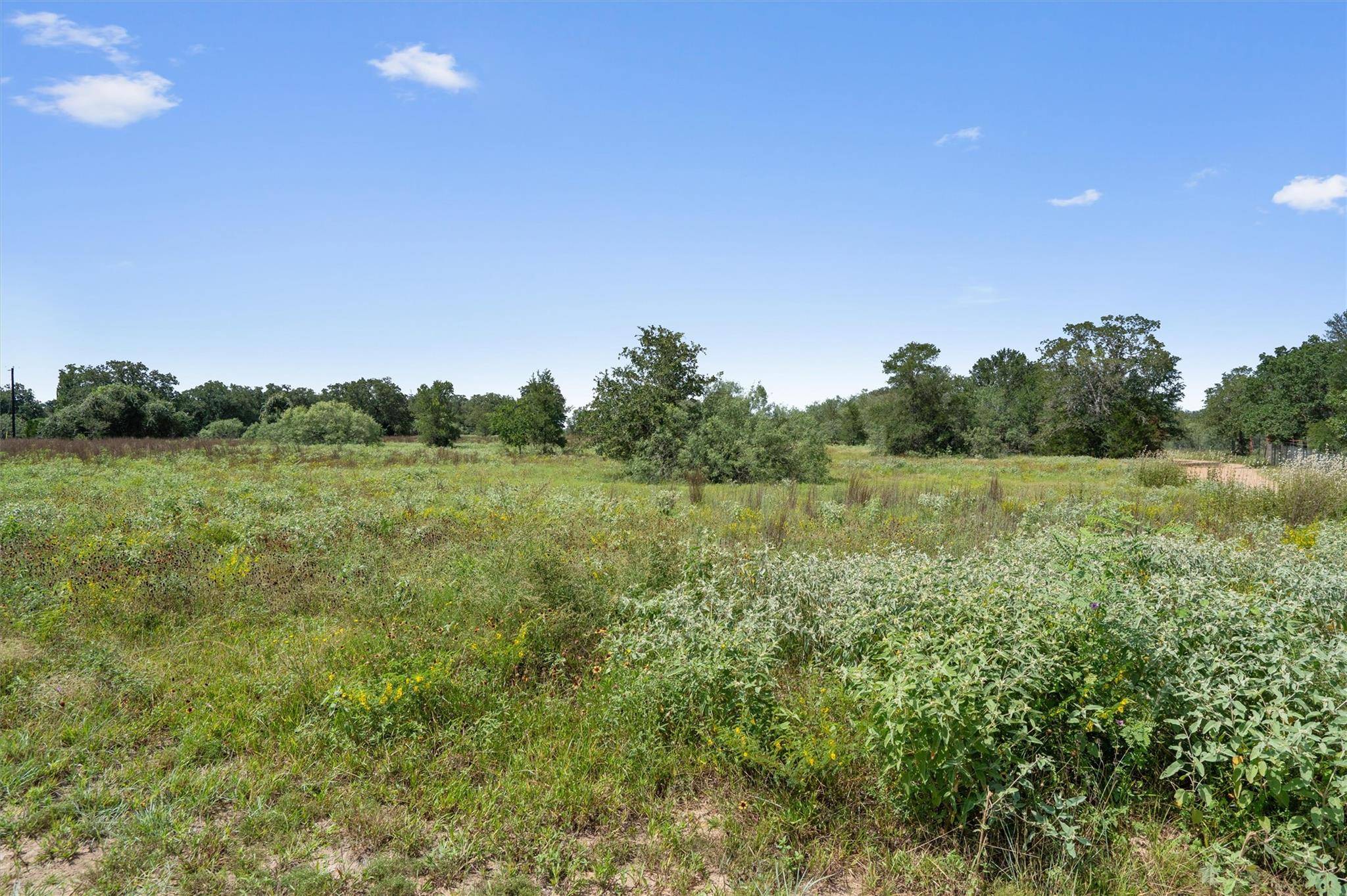 000 Josie LN, Bastrop, TX 78602